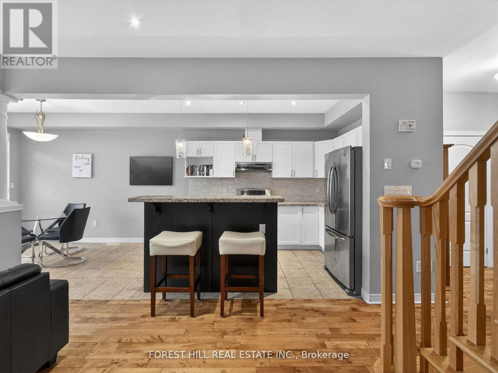 53 Marc Santi Boulevard, Vaughan, Ontario  L6A 0K2 - Photo 4 - N13185142