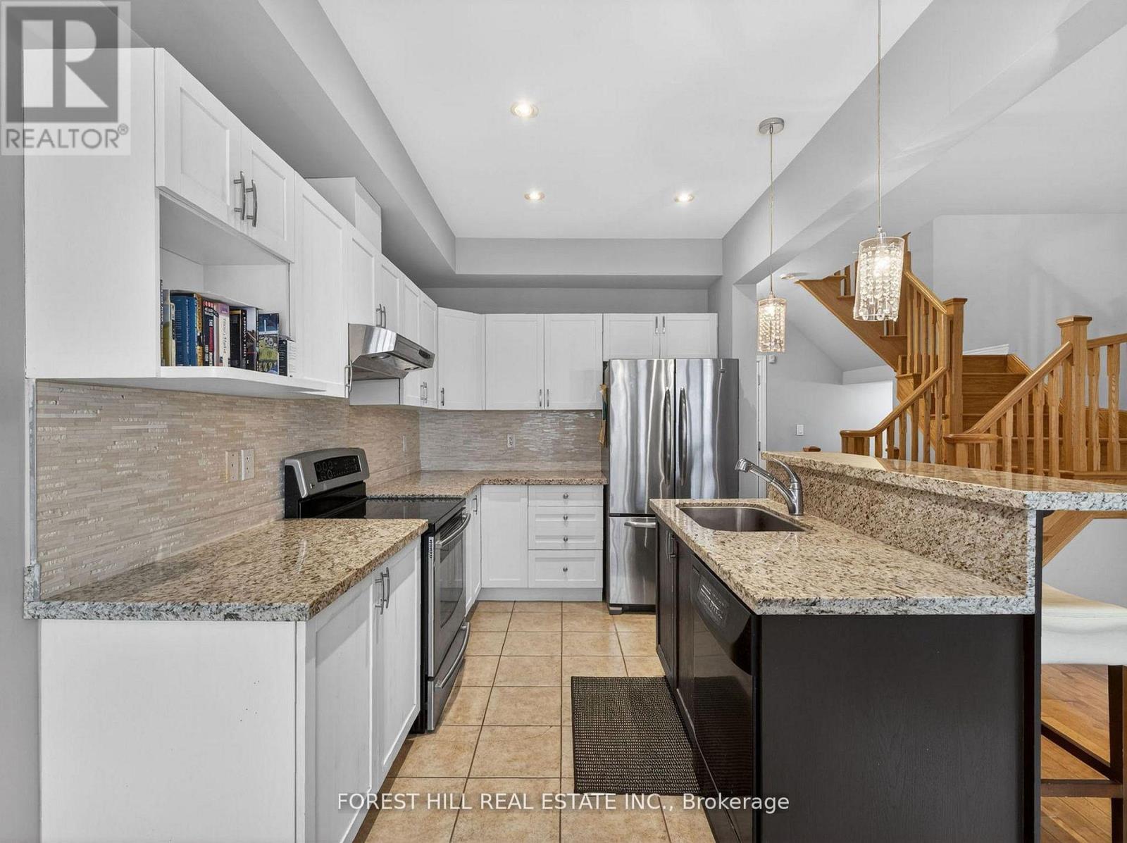 53 Marc Santi Boulevard, Vaughan, Ontario  L6A 0K2 - Photo 6 - N13185142