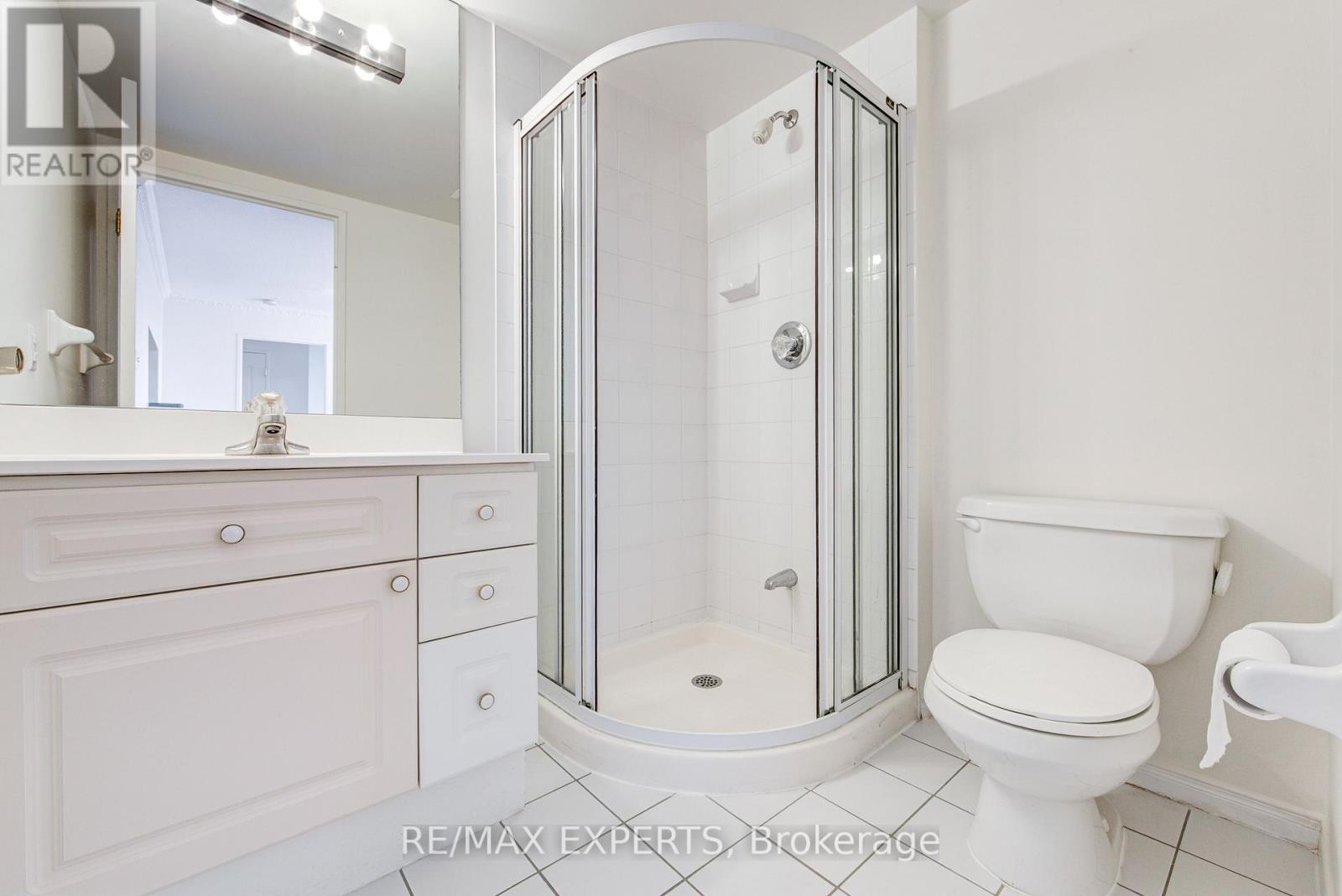 1102 - 11 Townsgate Drive, Vaughan, Ontario  L4J 8G4 - Photo 13 - N13185252