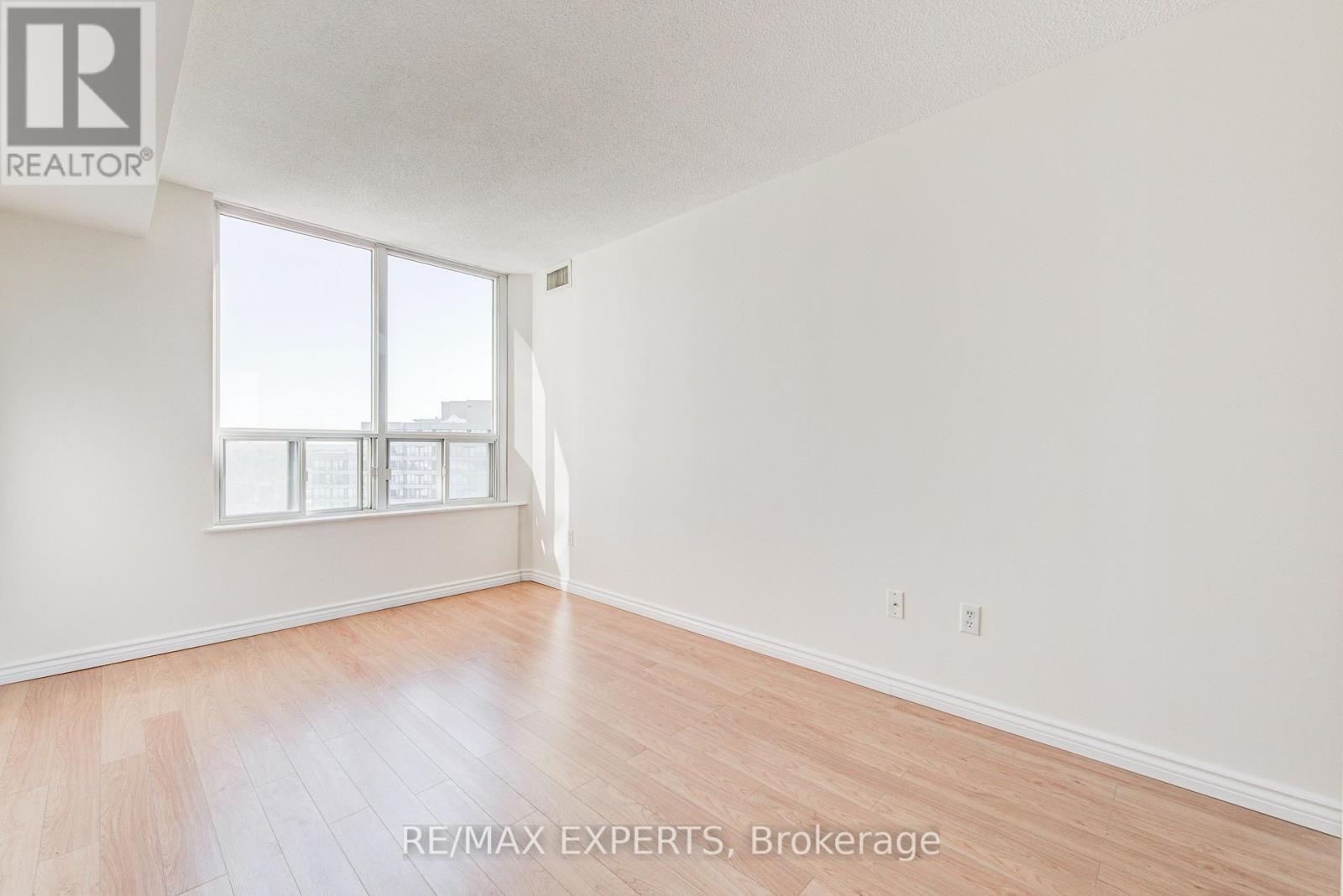 1102 - 11 Townsgate Drive, Vaughan, Ontario  L4J 8G4 - Photo 15 - N13185252