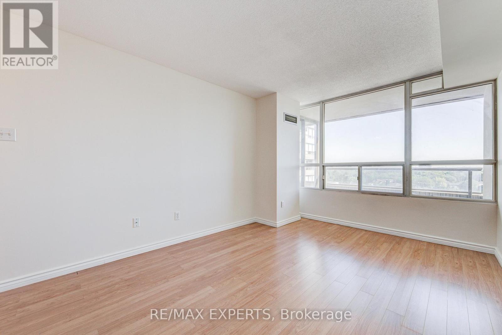 1102 - 11 Townsgate Drive, Vaughan, Ontario  L4J 8G4 - Photo 25 - N13185252