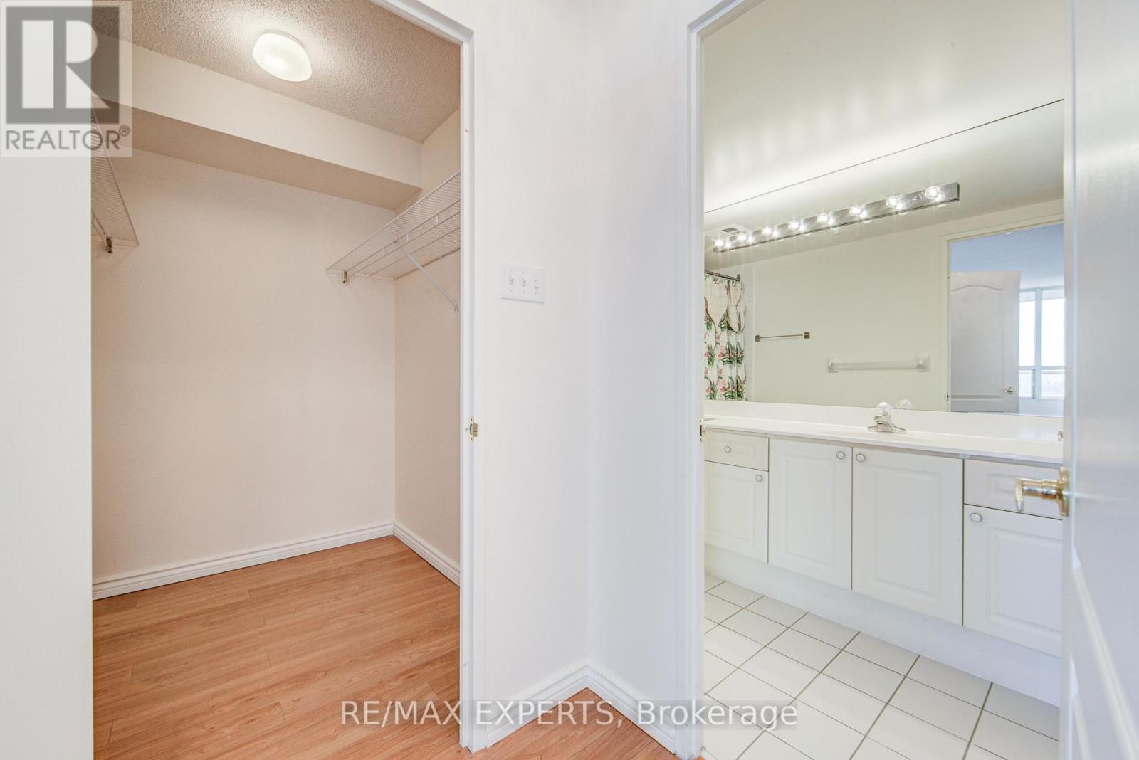 1102 - 11 Townsgate Drive, Vaughan, Ontario  L4J 8G4 - Photo 27 - N13185252