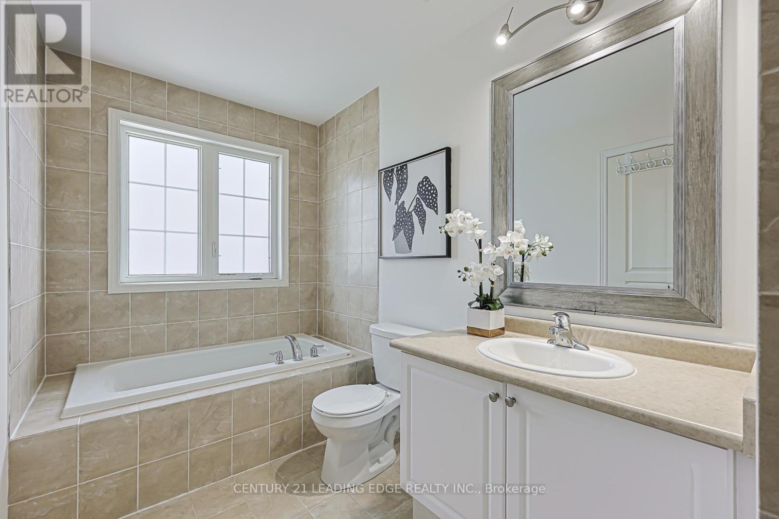 3 Christian Hoover Drive, Whitchurch-Stouffville, Ontario  L4A 0X4 - Photo 11 - N13185402