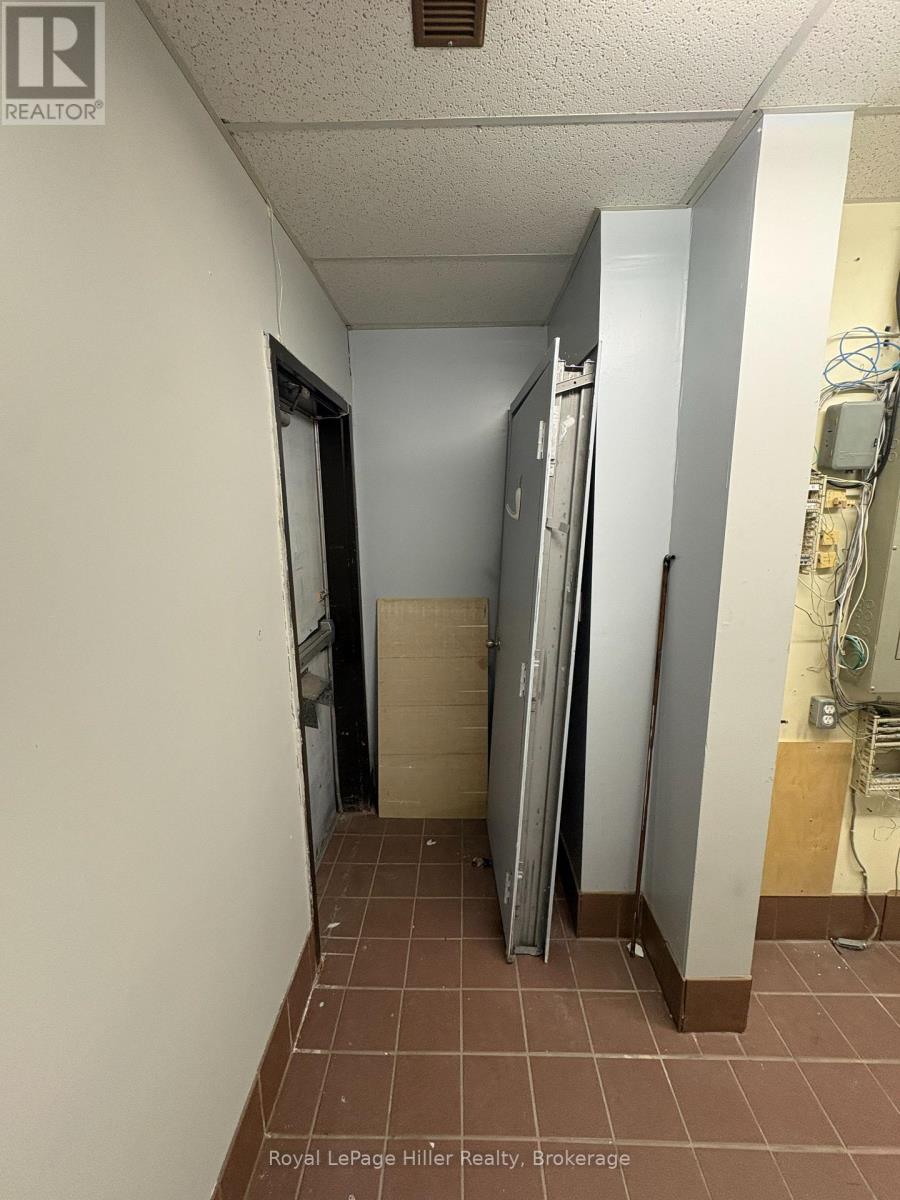 4 - 684 Ontario Street, Stratford, Ontario  N5A 3J7 - Photo 15 - X13174302