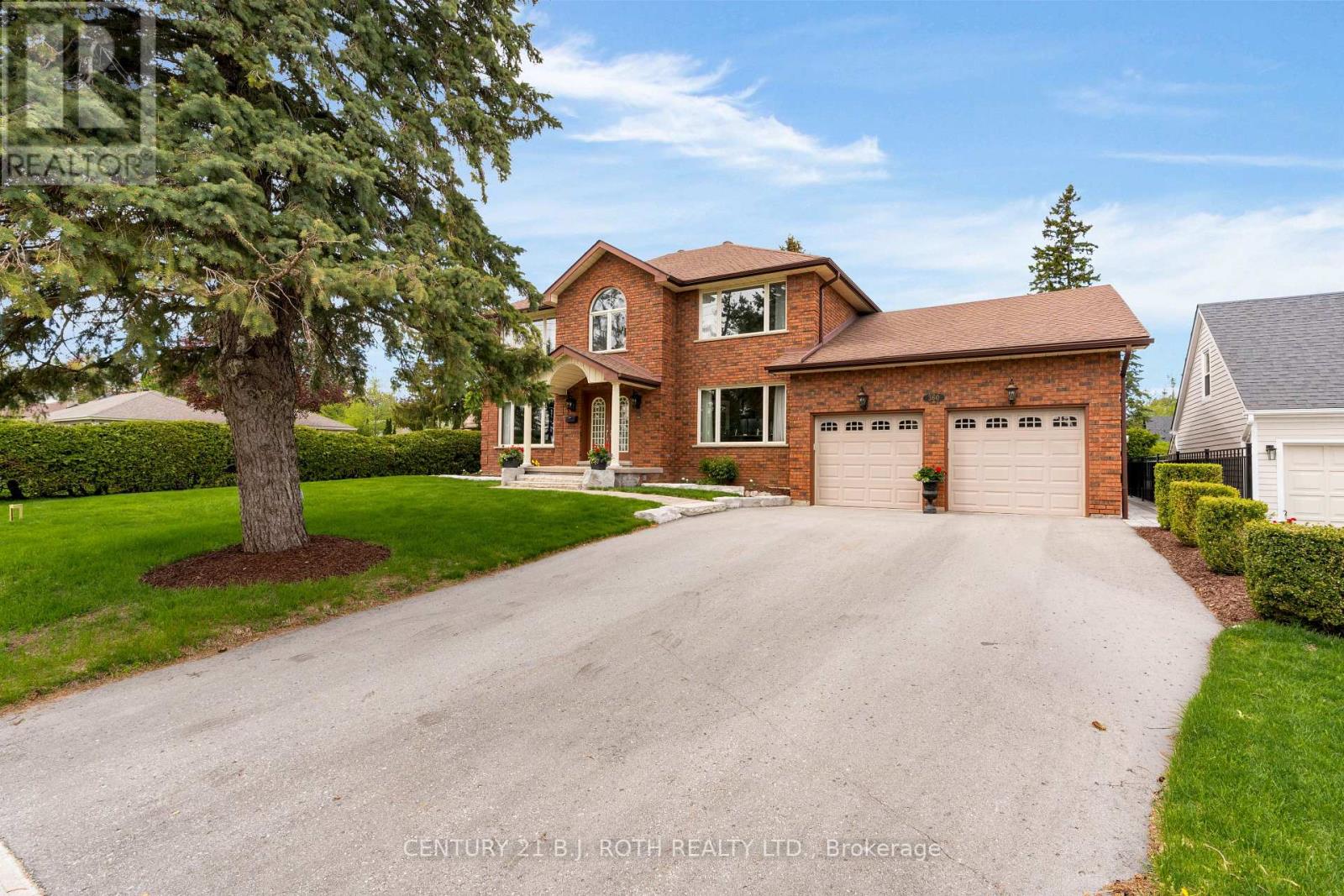360 Codrington Street, Barrie, Ontario  L4M 1T2 - Photo 3 - S13185144