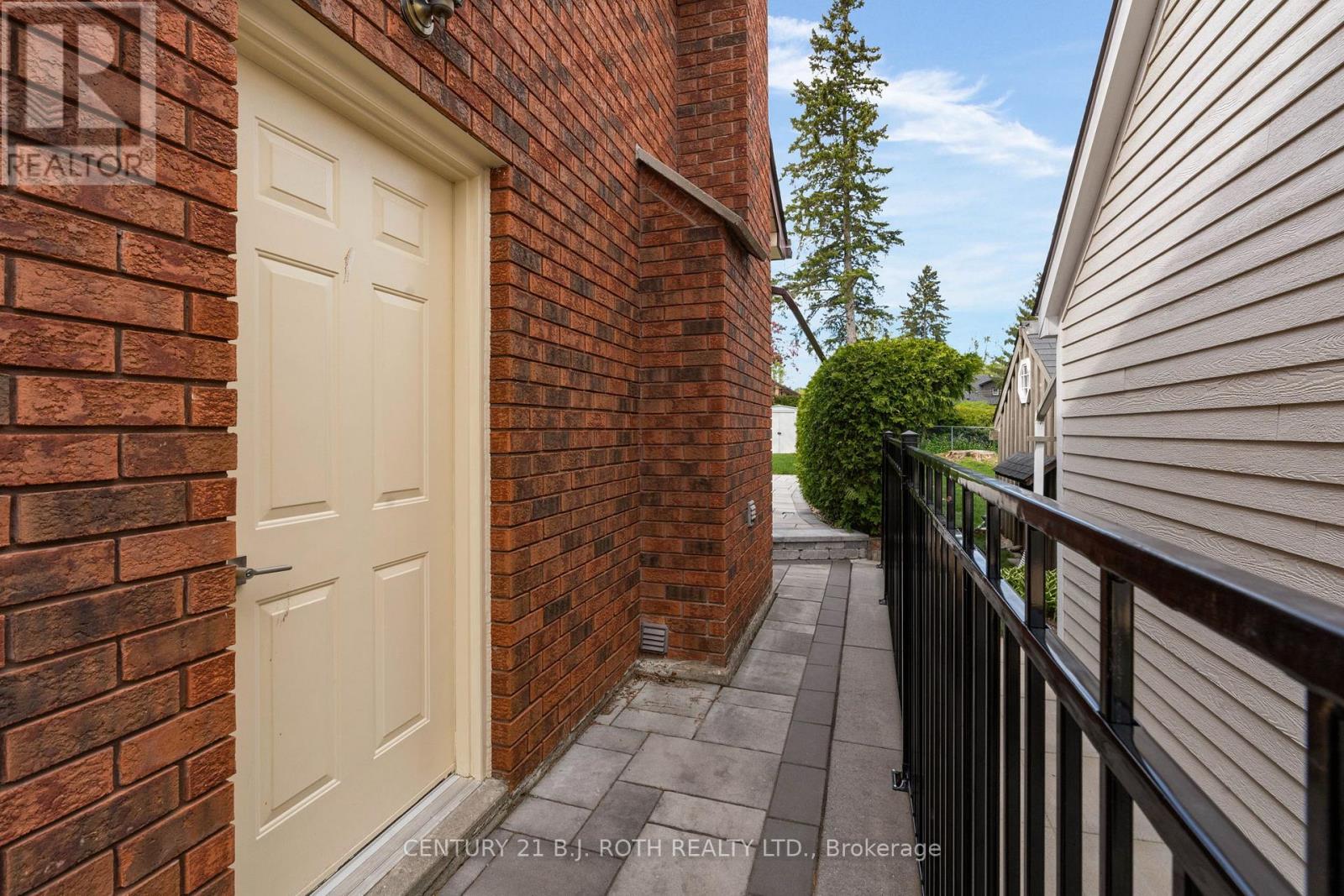 360 Codrington Street, Barrie, Ontario  L4M 1T2 - Photo 46 - S13185144