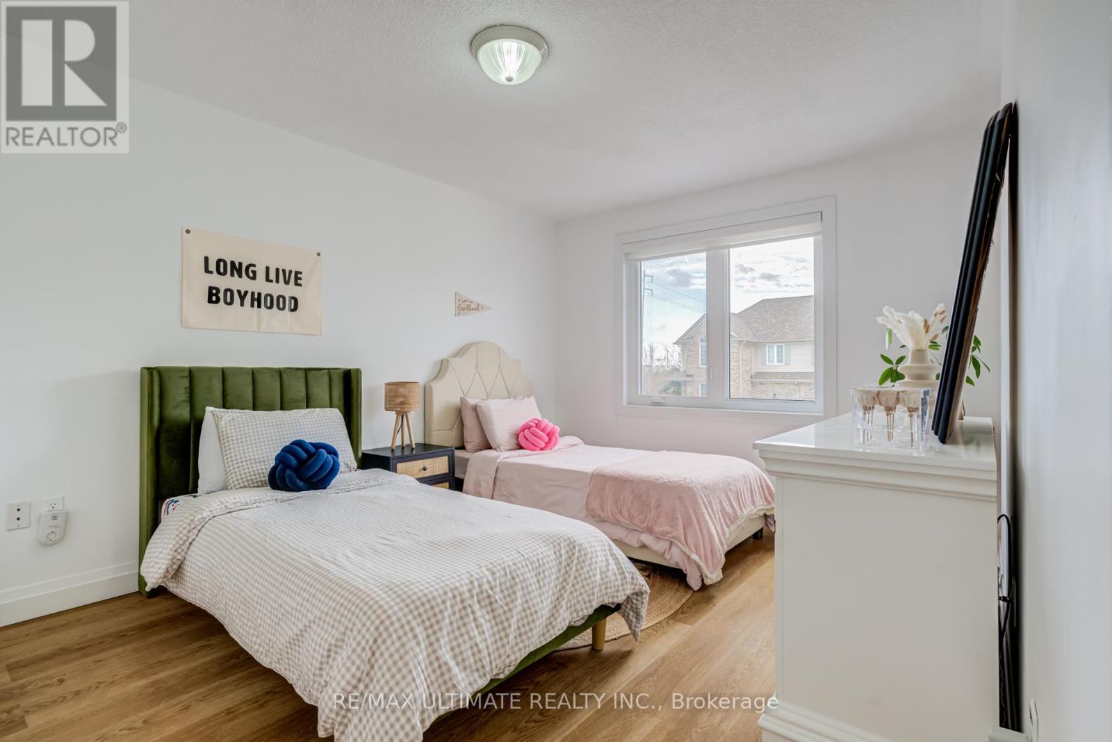 94 Thrushwood Drive, Barrie, Ontario  L4N 0Z1 - Photo 18 - S13185206