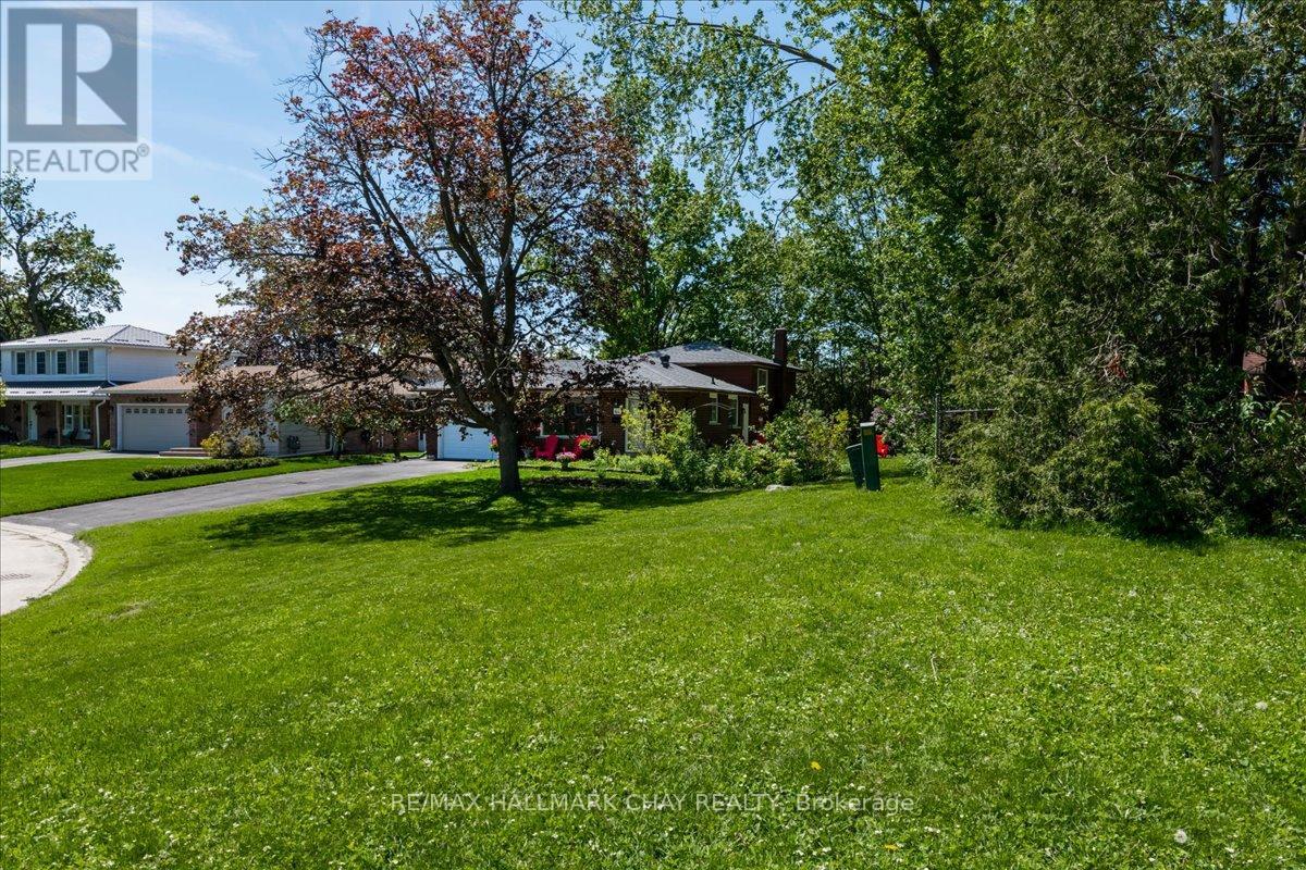 44 Belcourt Avenue, Barrie, Ontario  L4M 4E4 - Photo 28 - S13185828