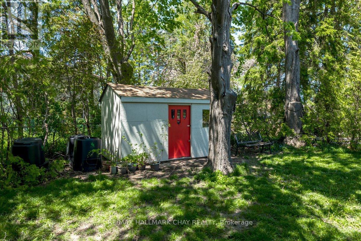 44 Belcourt Avenue, Barrie, Ontario  L4M 4E4 - Photo 31 - S13185828