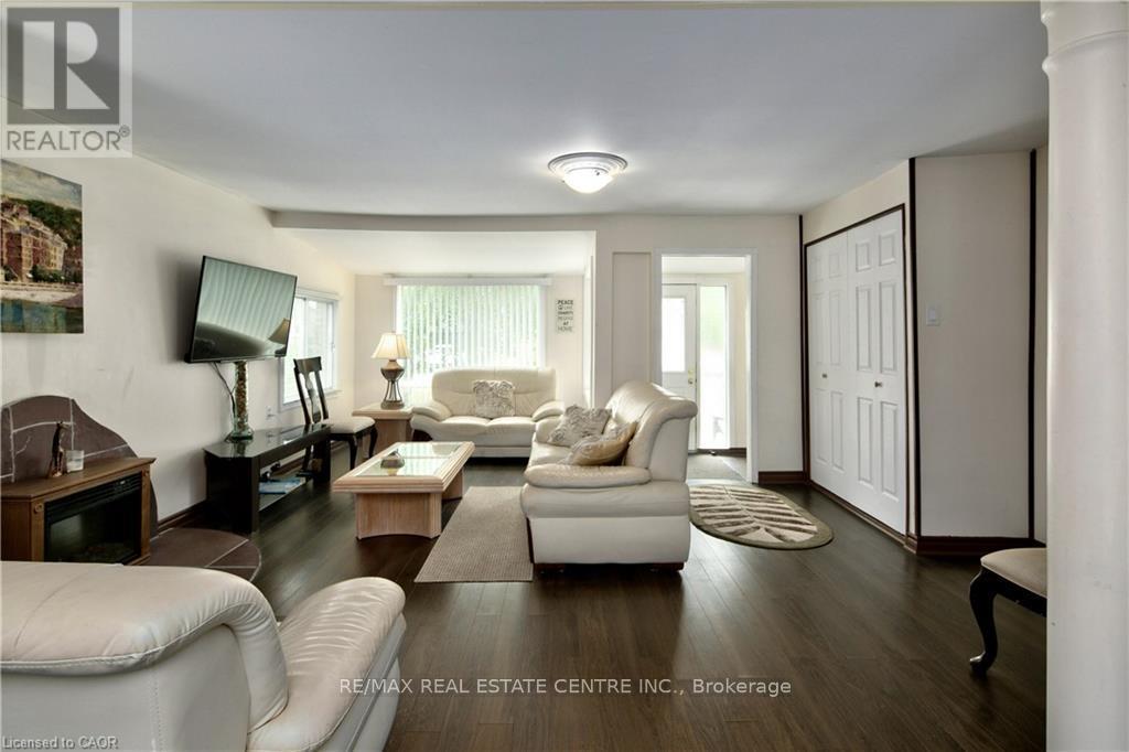 42 5th Lane, Wasaga Beach, Ontario  L9Z 2E9 - Photo 5 - S13185892