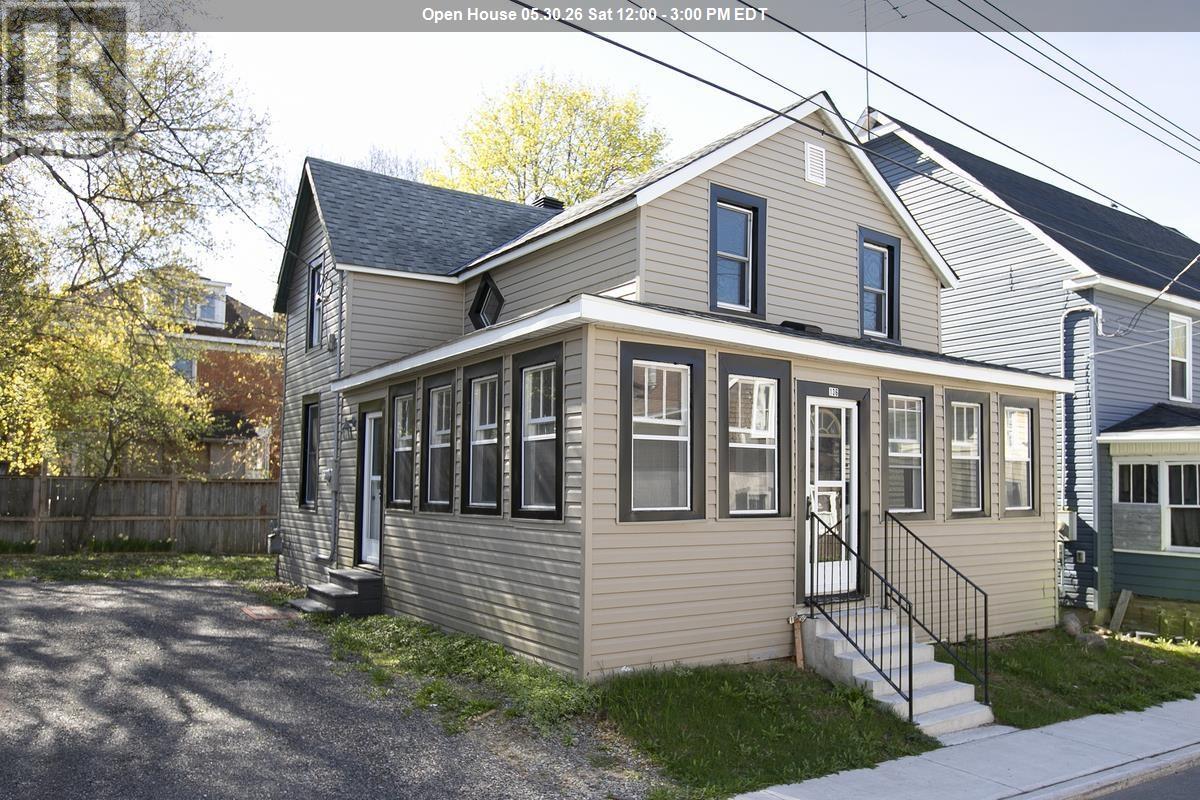 136 Biggings Ave, Sault Ste. Marie, Ontario  P6A 3T9 - Photo 1 - SM261136