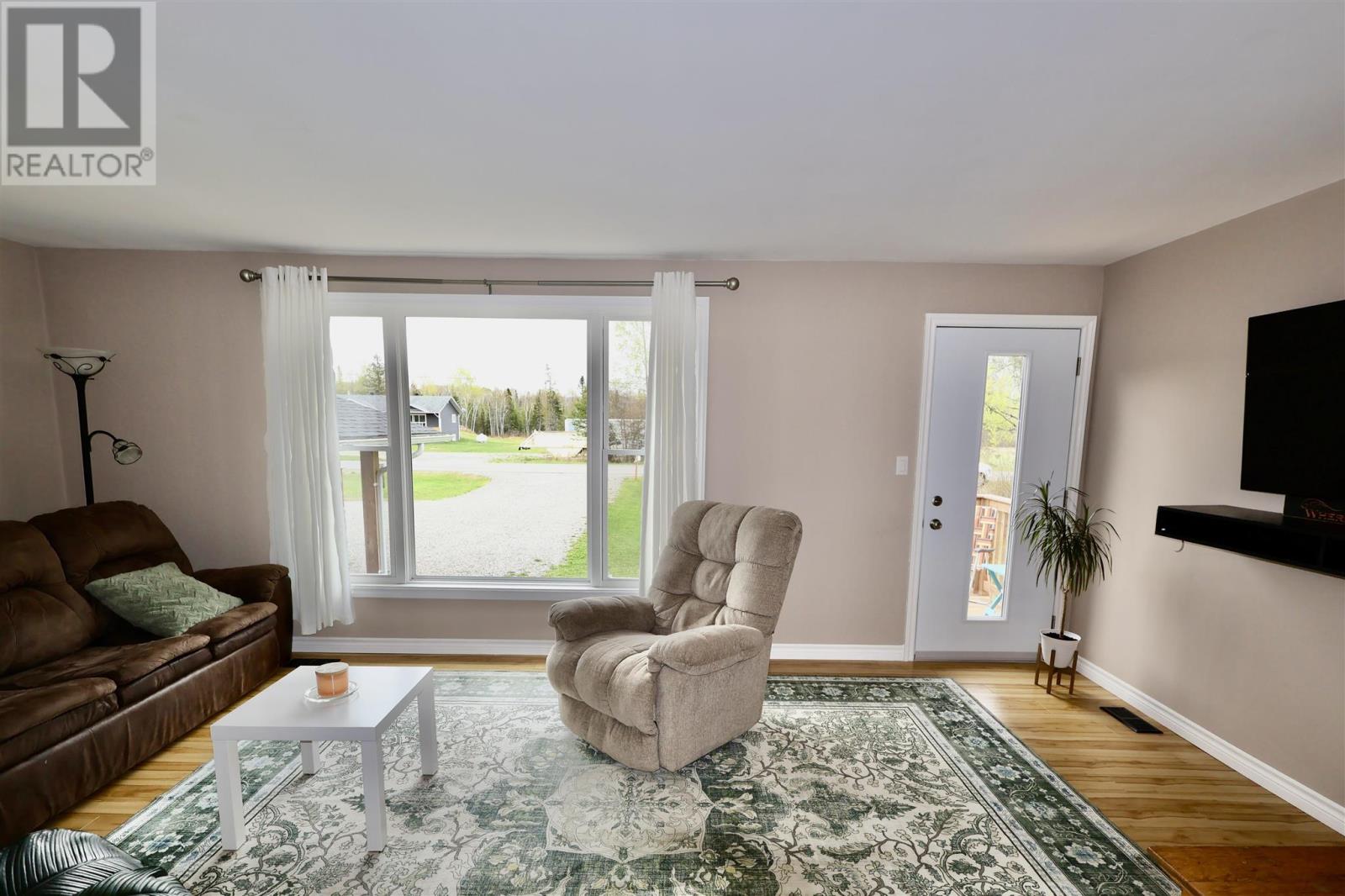 438 Pineshores Rd, Goulais River, Ontario  P0S 1E0 - Photo 11 - SM261171
