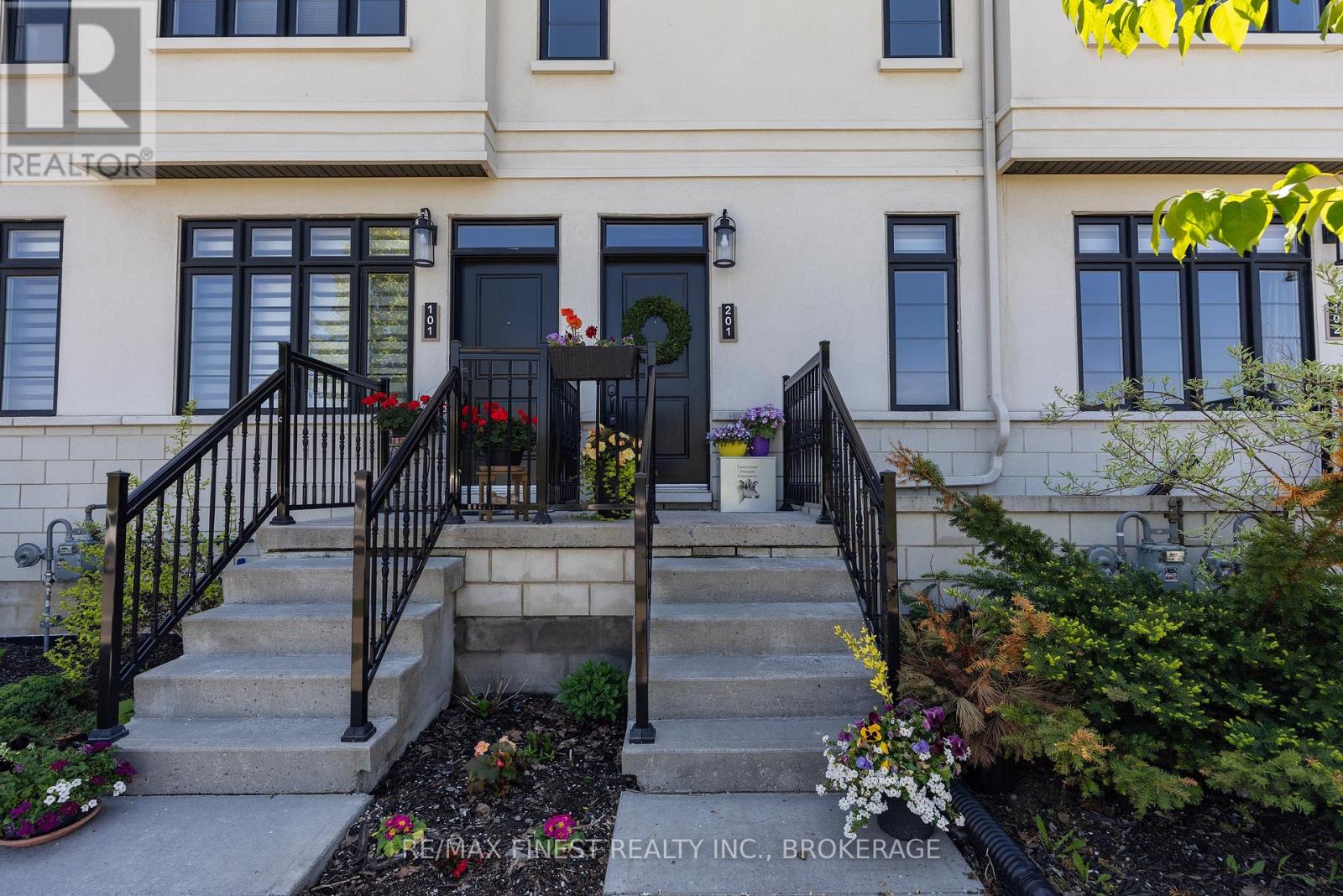 201 - 1015 Terra Verde Way, Kingston, Ontario  K7P 0T8 - Photo 2 - X13185416