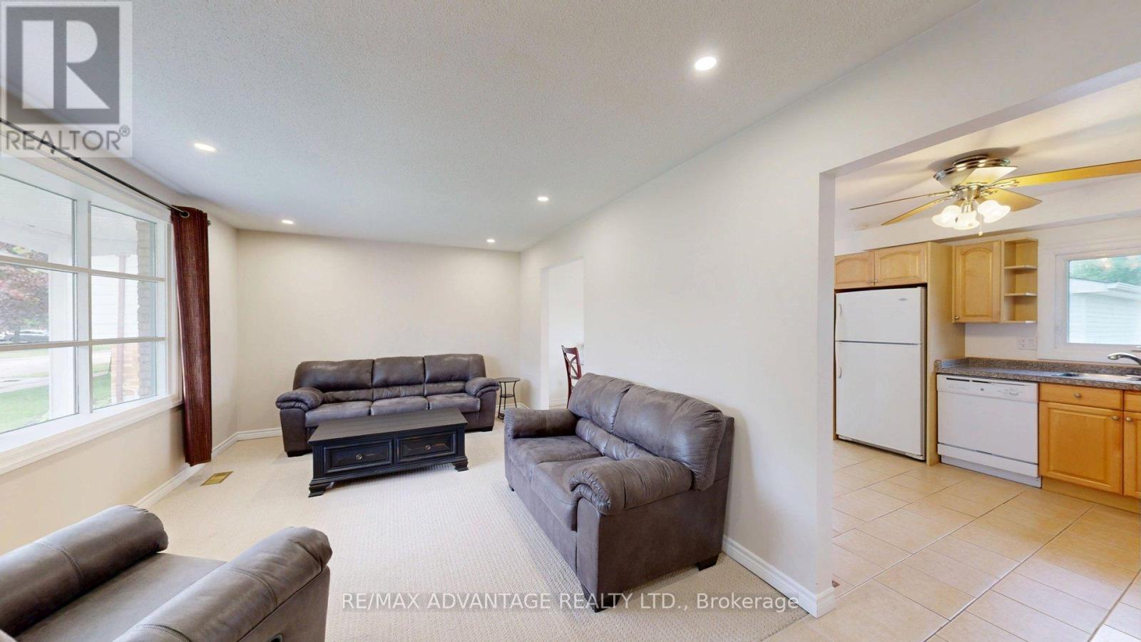 17 Finch Crescent, London South, Ontario  N6E 2E4 - Photo 4 - X13185670