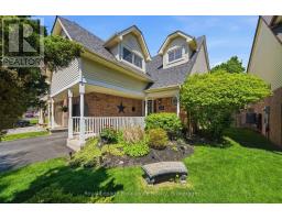4 HENDERSON DRIVE, Whitby, Ontario