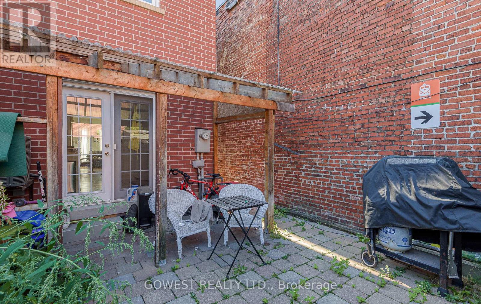 B - 1538 Dupont Street, Toronto, Ontario  M6P 4G7 - Photo 30 - W13184224