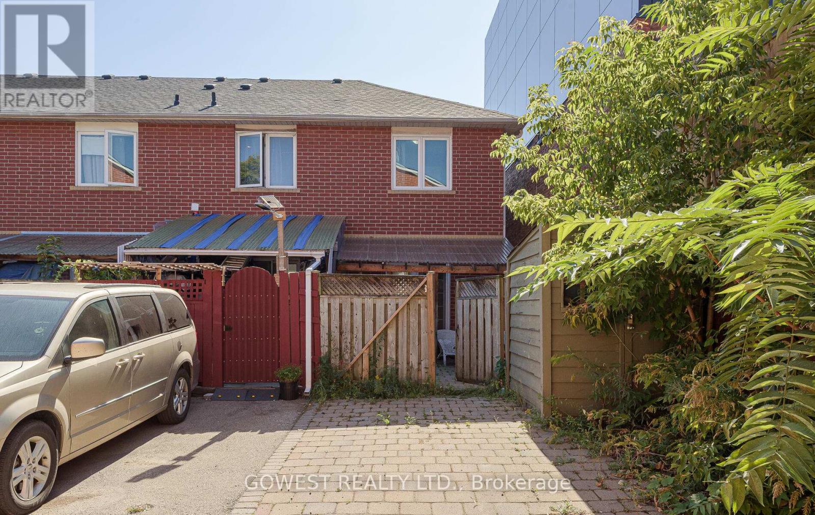 B - 1538 Dupont Street, Toronto, Ontario  M6P 4G7 - Photo 32 - W13184224