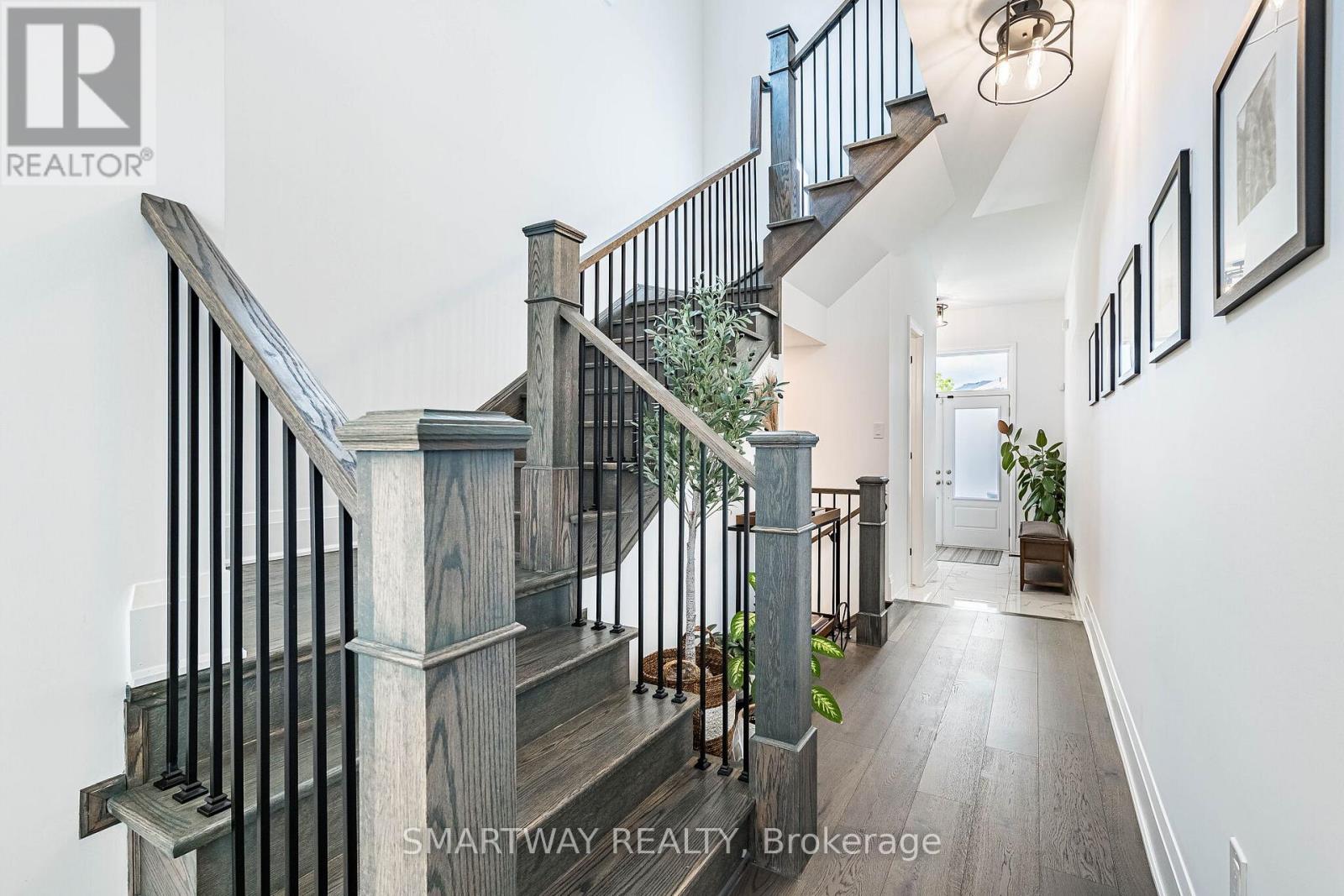 1415 Buckthorn Garden, Milton, Ontario  L9E 1P9 - Photo 8 - W13184438