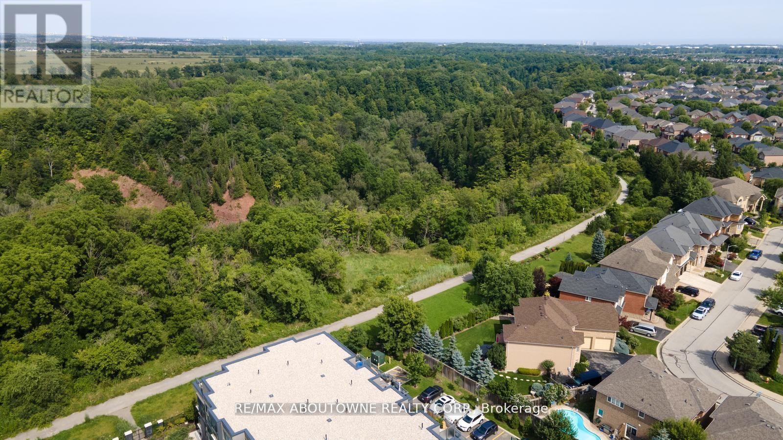 B217 - 5240 Dundas Street, Burlington, Ontario  L7L 0J7 - Photo 25 - W13184486