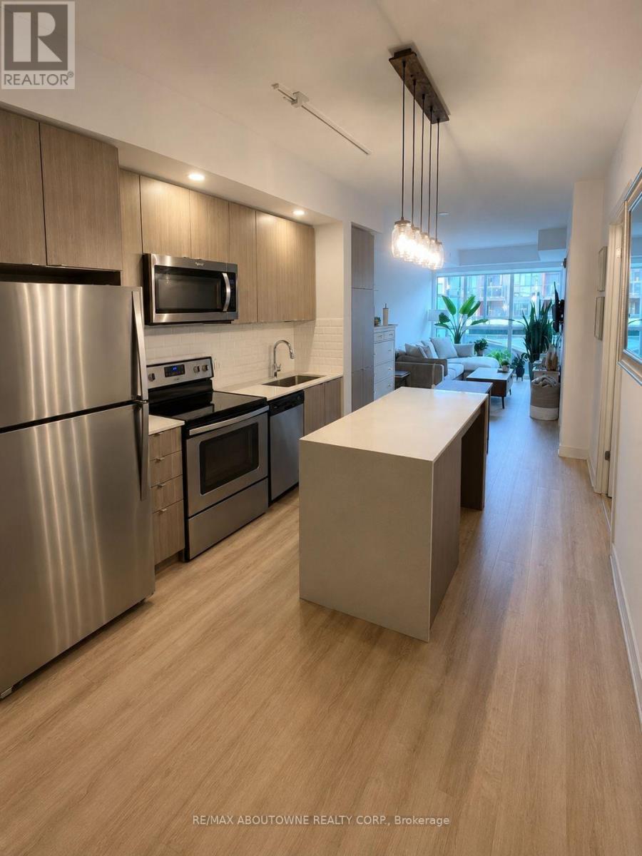 B217 - 5240 Dundas Street, Burlington, Ontario  L7L 0J7 - Photo 4 - W13184486