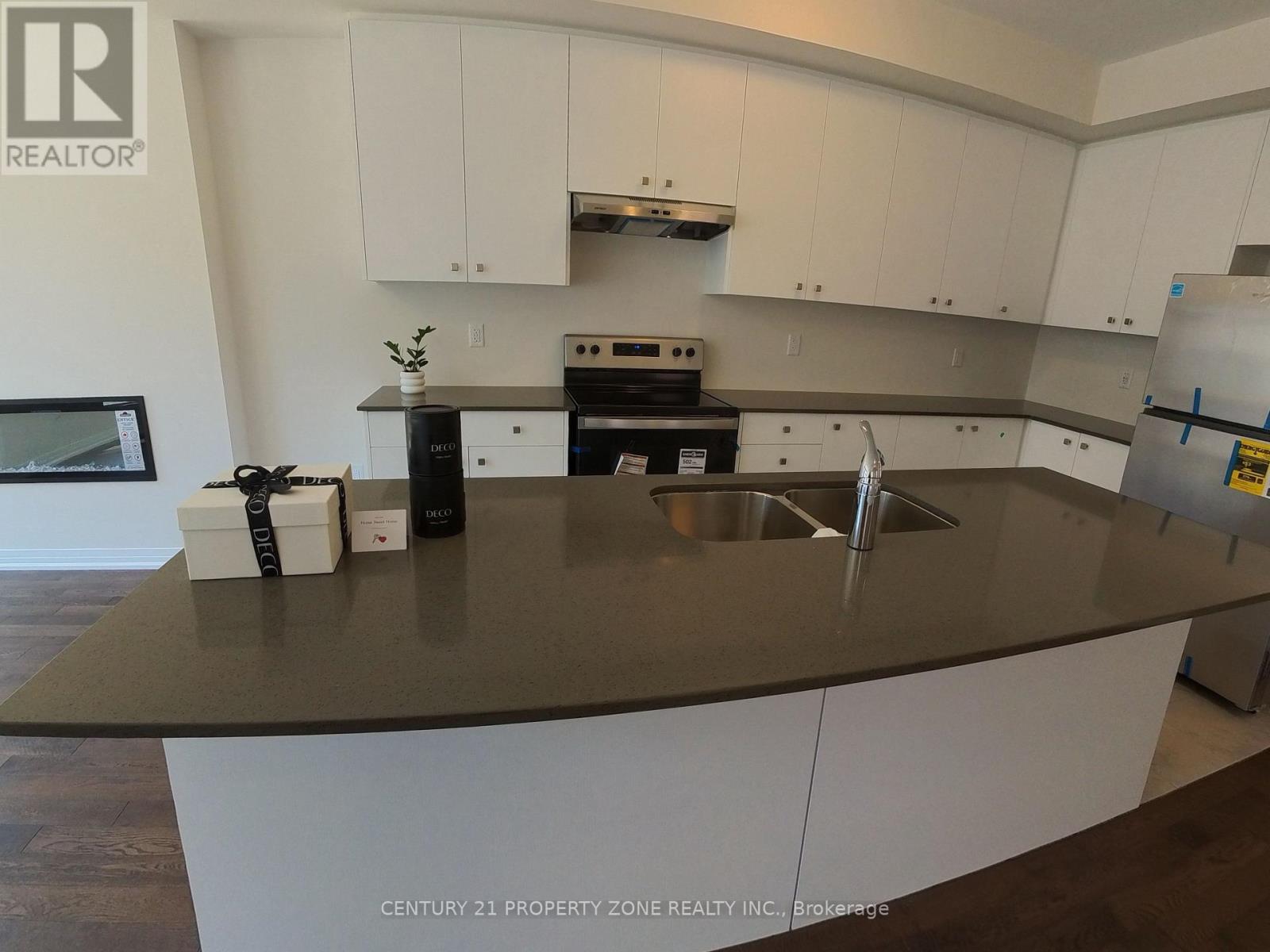 29 Boswell Drive, Brampton, Ontario  L6P 4R7 - Photo 8 - W13184624