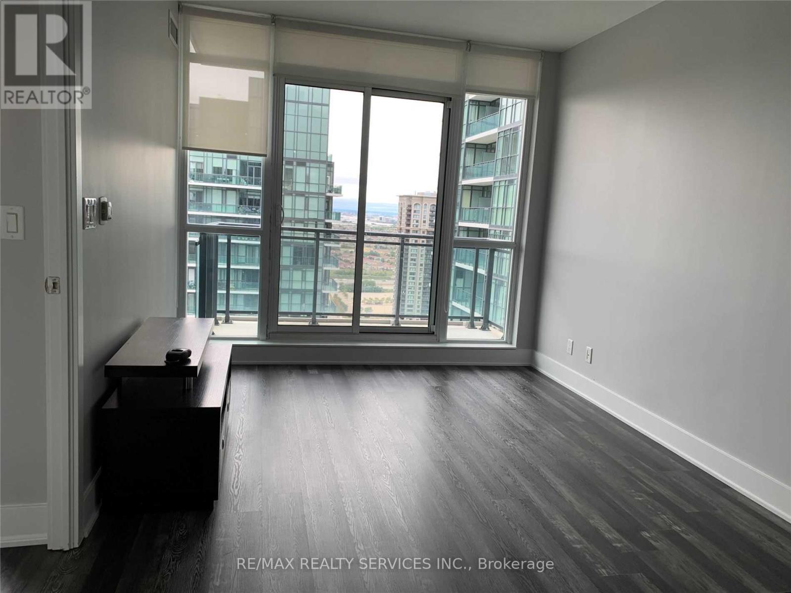 Lph7 - 4065 Brickstone Mews, Mississauga, Ontario  L5B 0G3 - Photo 5 - W13184638