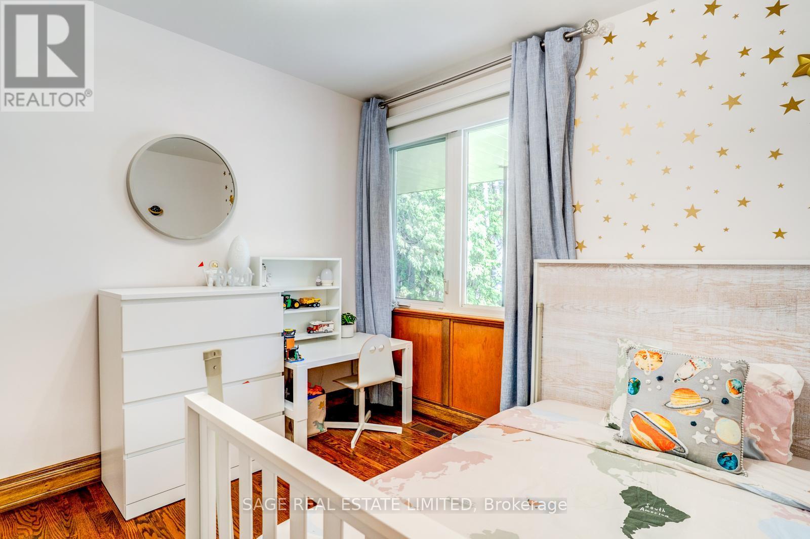 81 Decarie Circle, Toronto, Ontario M9B 3J1 - Photo 27 - W13184662