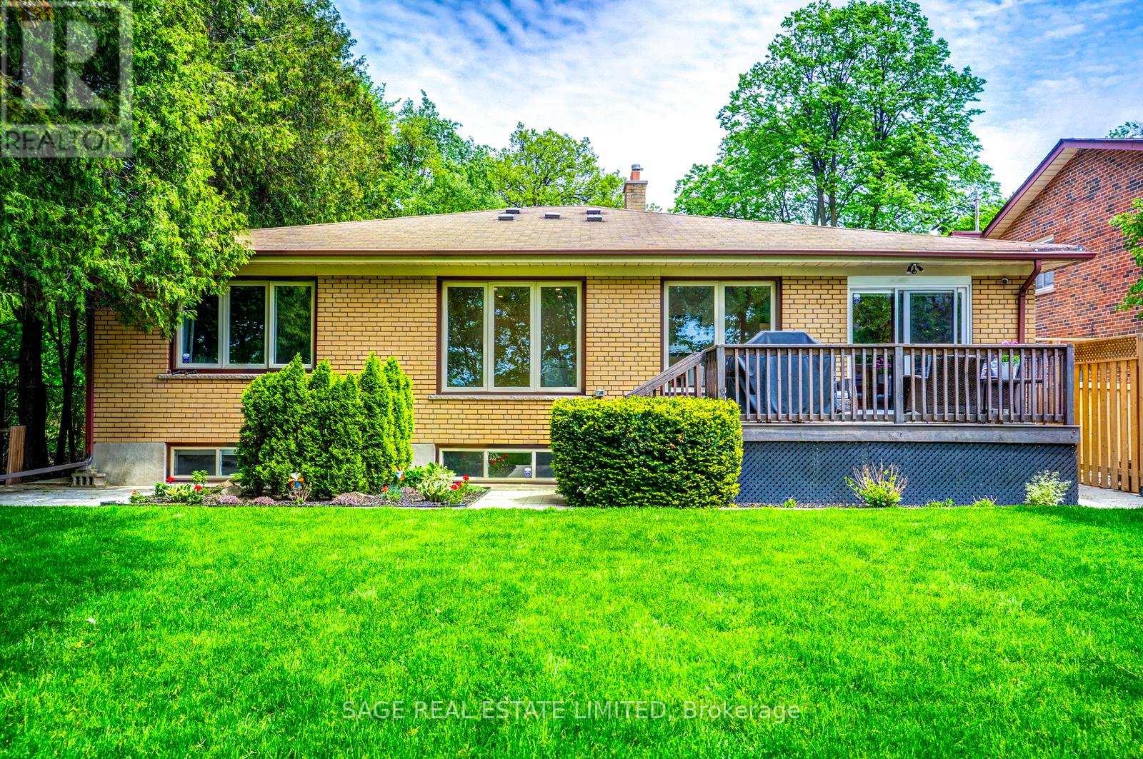 81 Decarie Circle, Toronto, Ontario M9B 3J1 - Photo 41 - W13184662