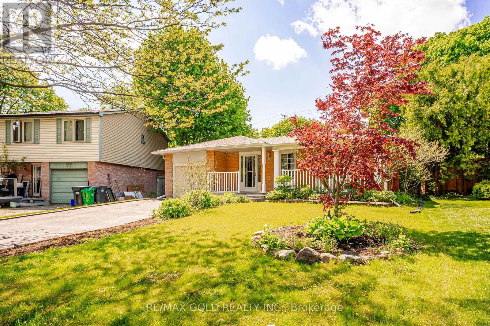 75 Mancroft Crescent, Brampton, Ontario  L6S 2V2 - Photo 3 - W13184802