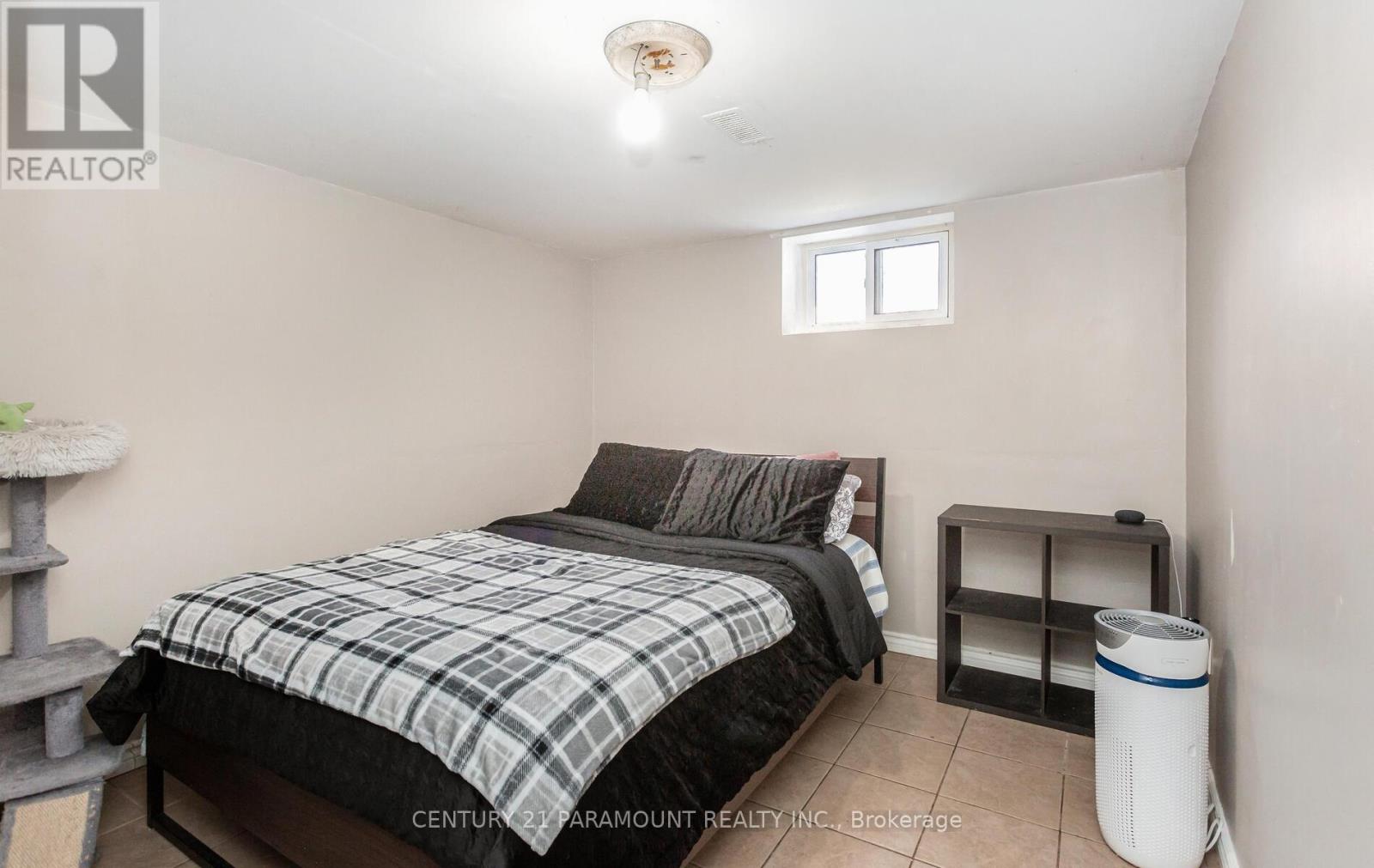 39 Aloma Crescent, Brampton, Ontario  L6T 2N8 - Photo 7 - W13184876