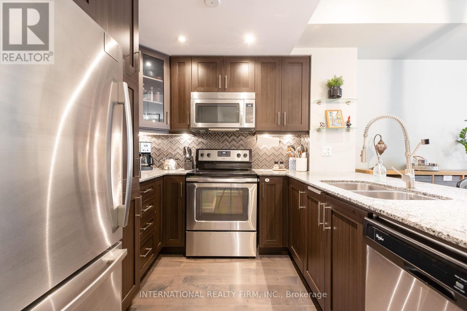 99 - 30 Carnation Avenue, Toronto, Ontario  M8V 0B8 - Photo 4 - W13184984