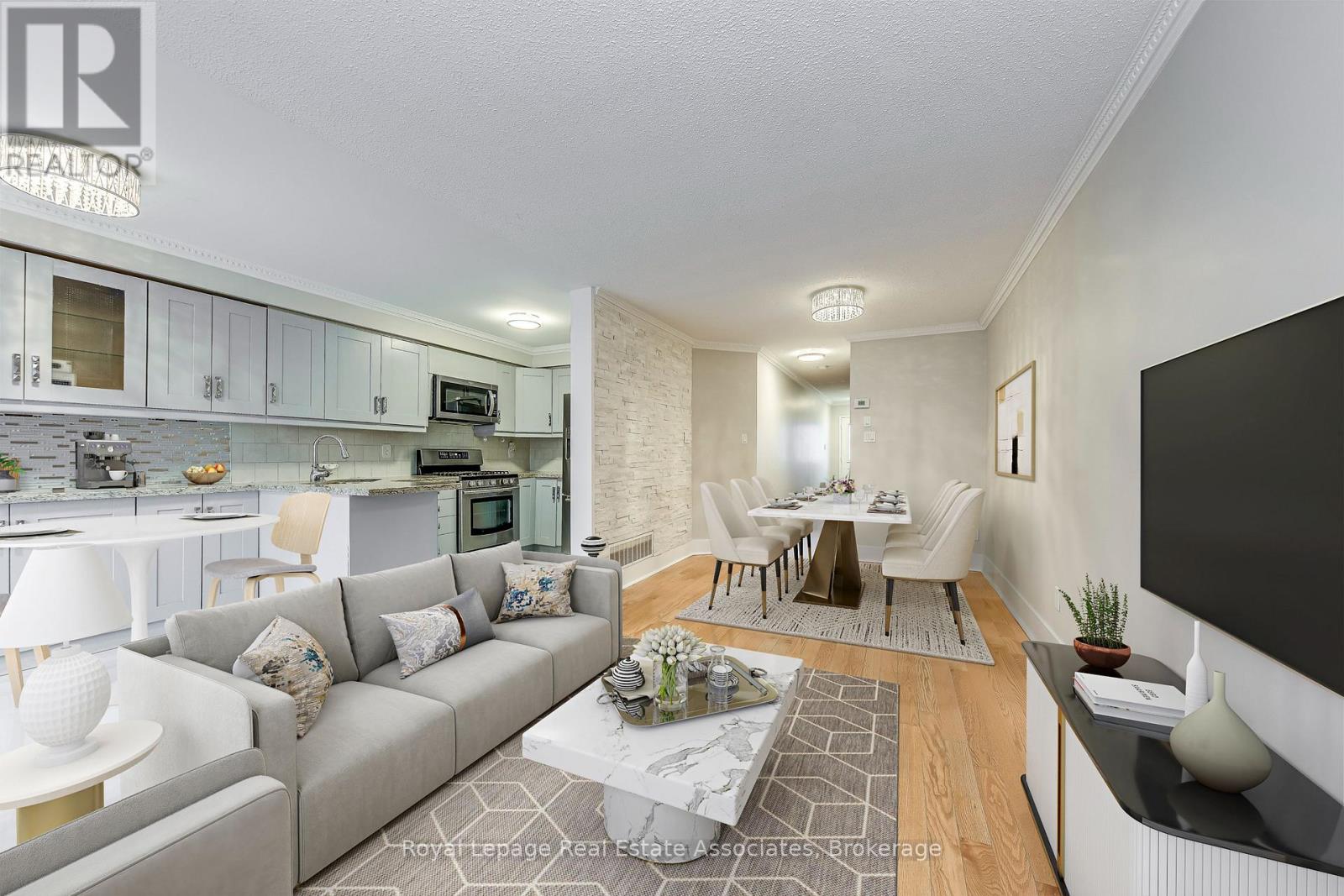 6978 Lisanne Court, Mississauga, Ontario  L5N 6Z7 - Photo 2 - W13185324