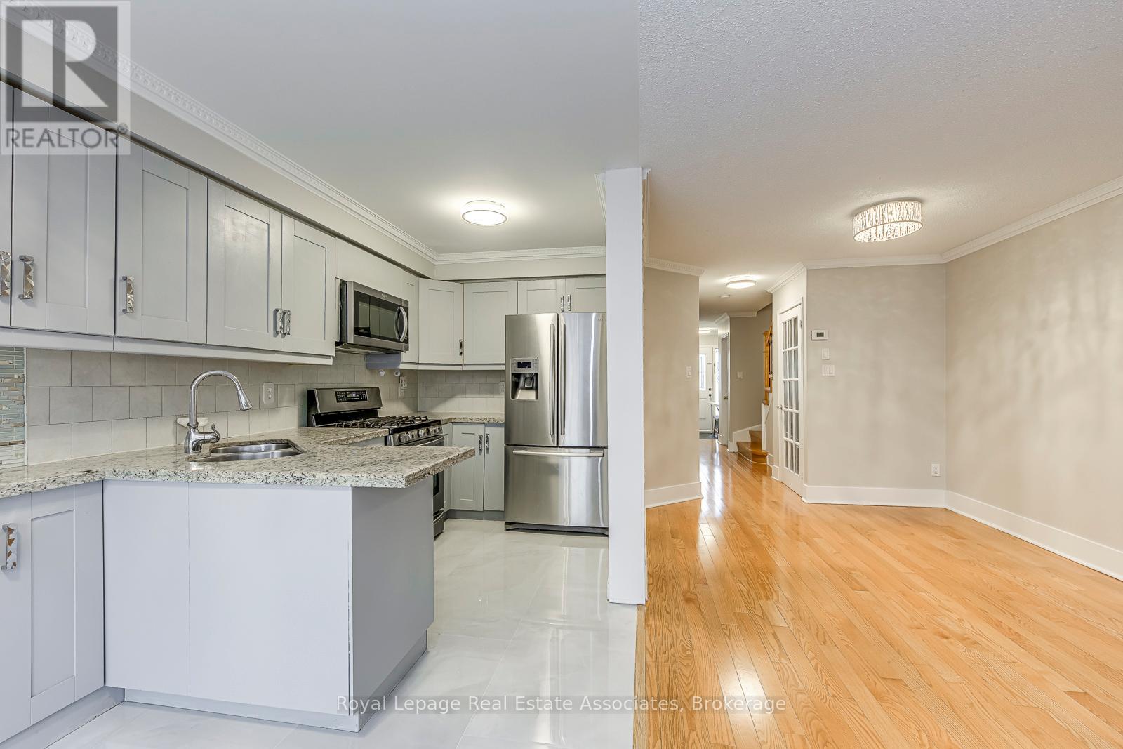 6978 Lisanne Court, Mississauga, Ontario  L5N 6Z7 - Photo 24 - W13185324