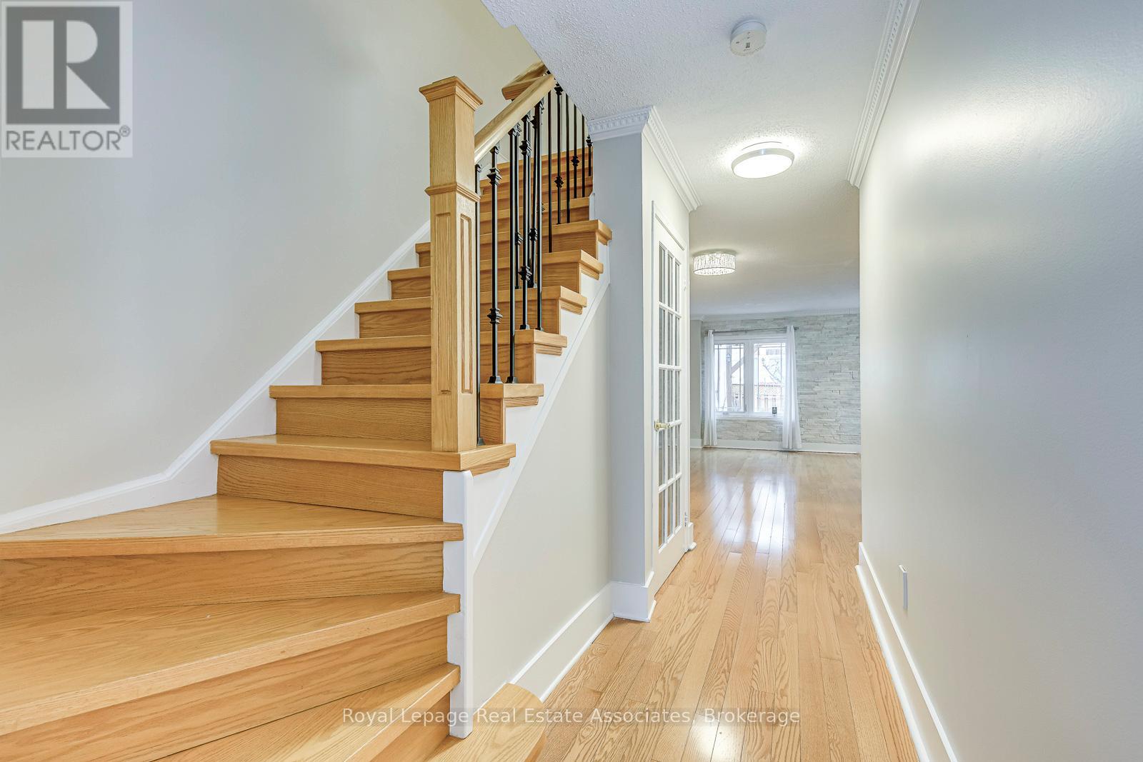 6978 Lisanne Court, Mississauga, Ontario  L5N 6Z7 - Photo 28 - W13185324