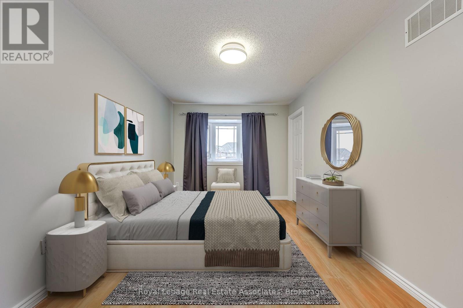 6978 Lisanne Court, Mississauga, Ontario  L5N 6Z7 - Photo 3 - W13185324