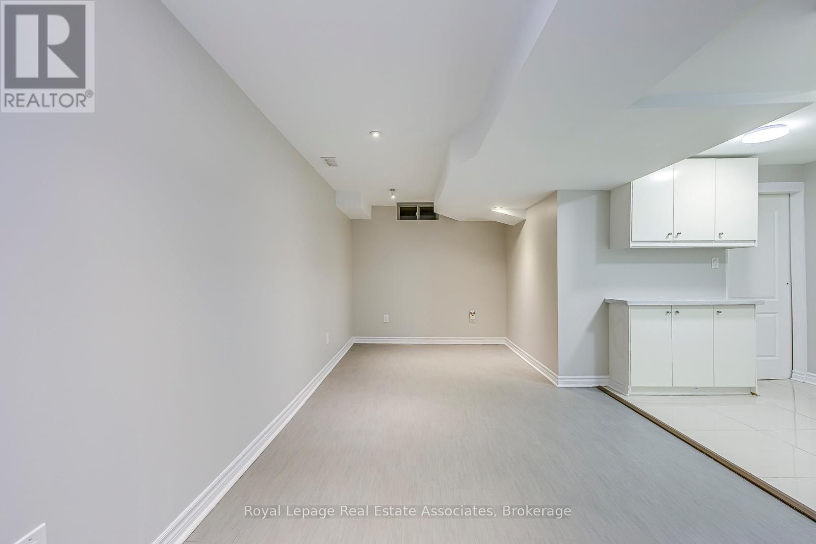 6978 Lisanne Court, Mississauga, Ontario  L5N 6Z7 - Photo 41 - W13185324