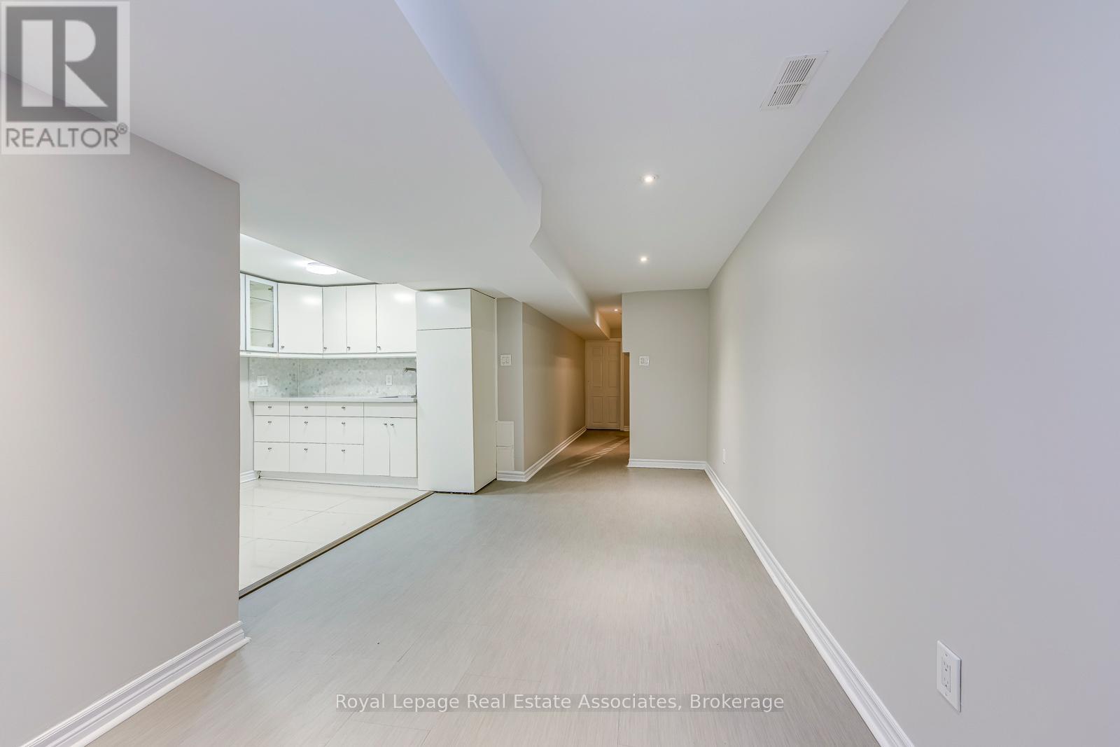 6978 Lisanne Court, Mississauga, Ontario  L5N 6Z7 - Photo 42 - W13185324
