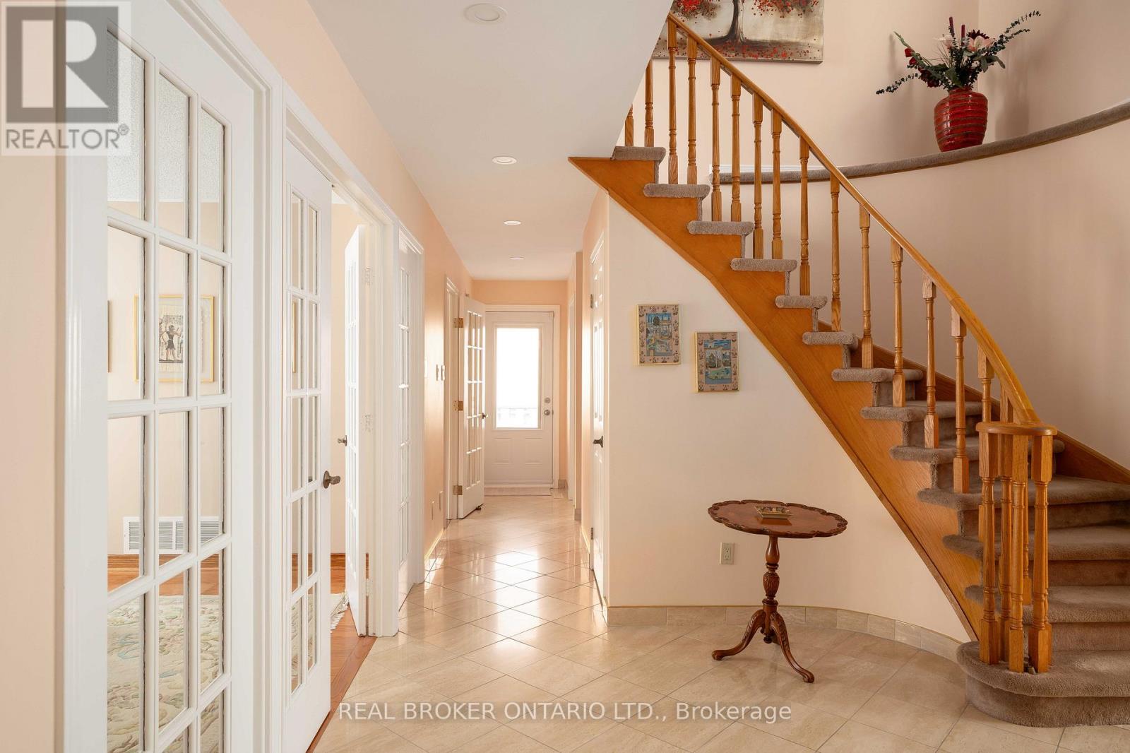 1128 Mayfair Road, Oakville, Ontario  L6M 1G8 - Photo 10 - W13185590