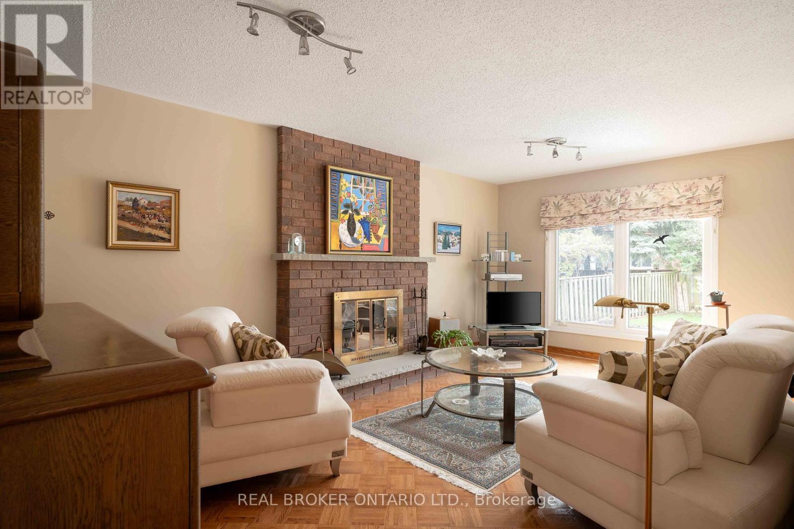 1128 Mayfair Road, Oakville, Ontario  L6M 1G8 - Photo 7 - W13185590