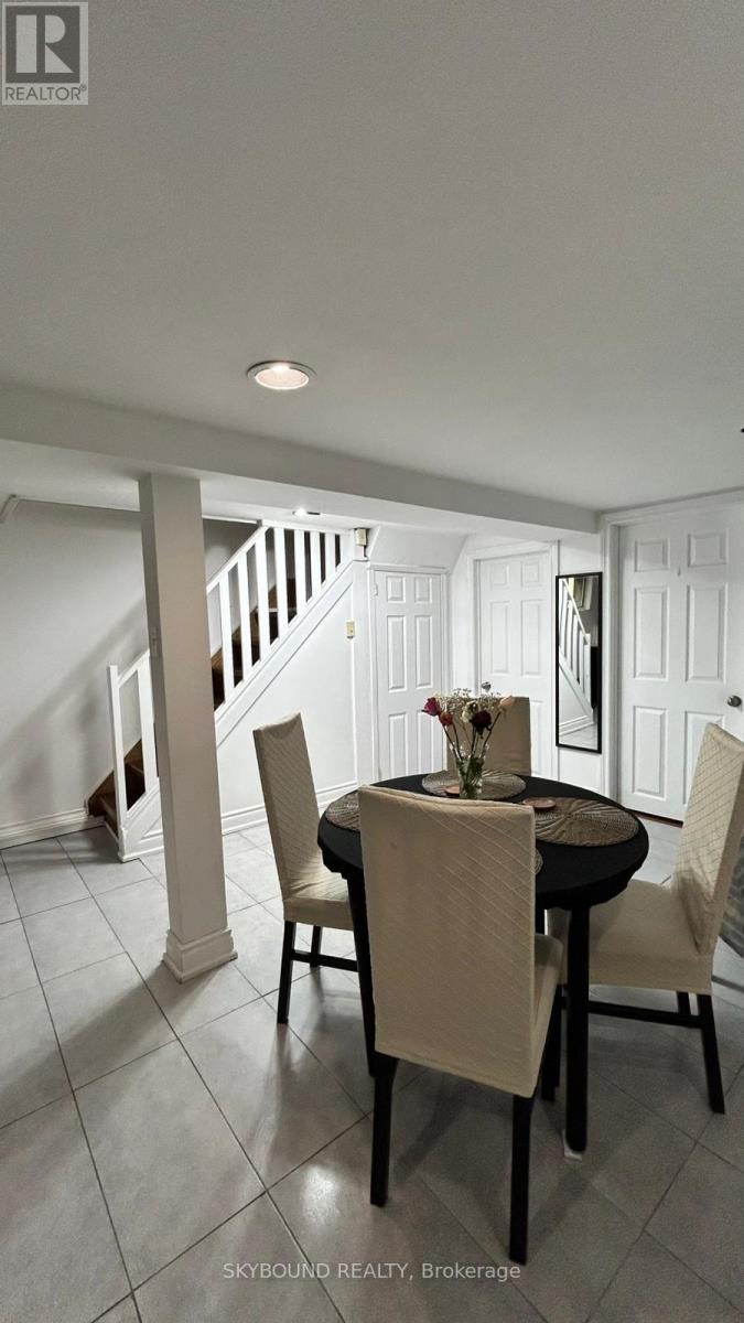 Lower - 8 Runnymede Road, Toronto, Ontario  M6S 2Y2 - Photo 7 - W13185962
