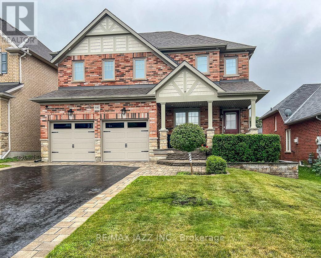 892 Barbados Street, Oshawa, Ontario  L1J 0A5 - Photo 1 - E13186938