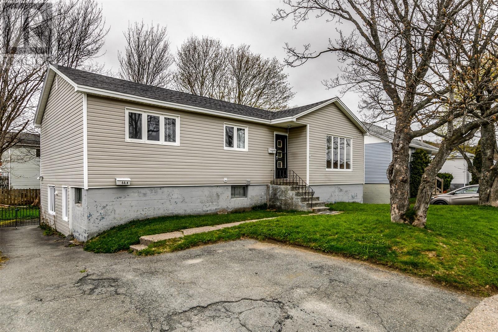 44 Baird Place, St. John's, Newfoundland & Labrador  A1B 2A8 - Photo 2 - 1297885