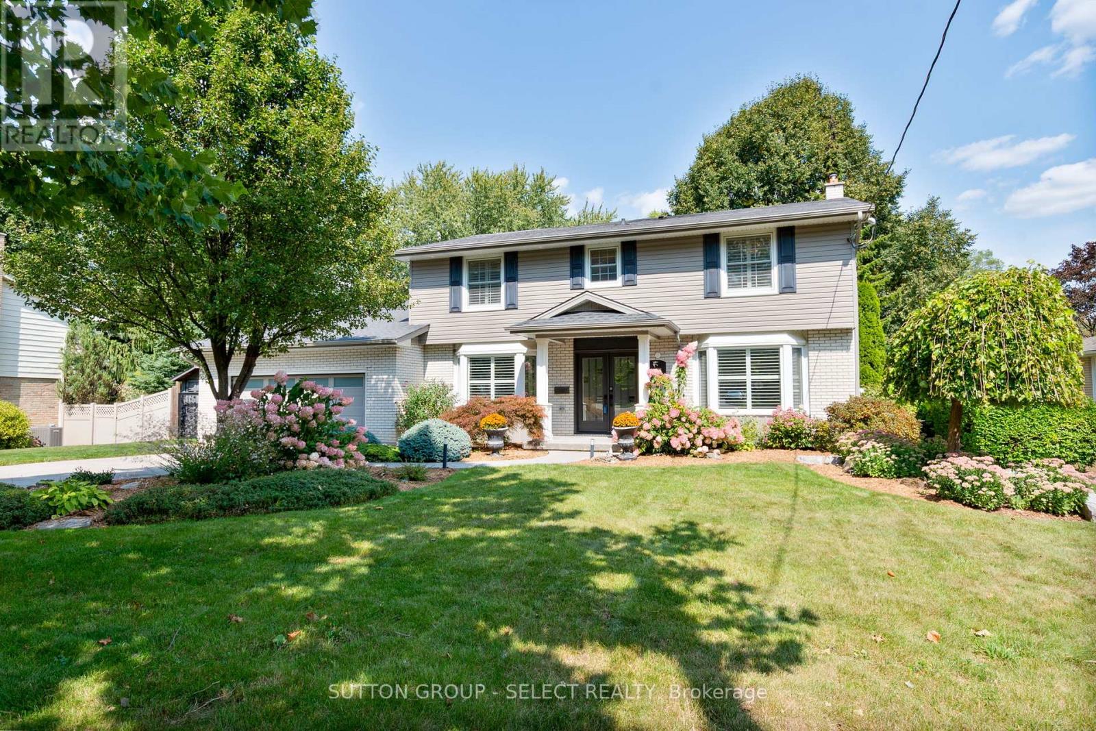 47 Shavian Boulevard, London North, Ontario  N6G 2P1 - Photo 1 - X13186262