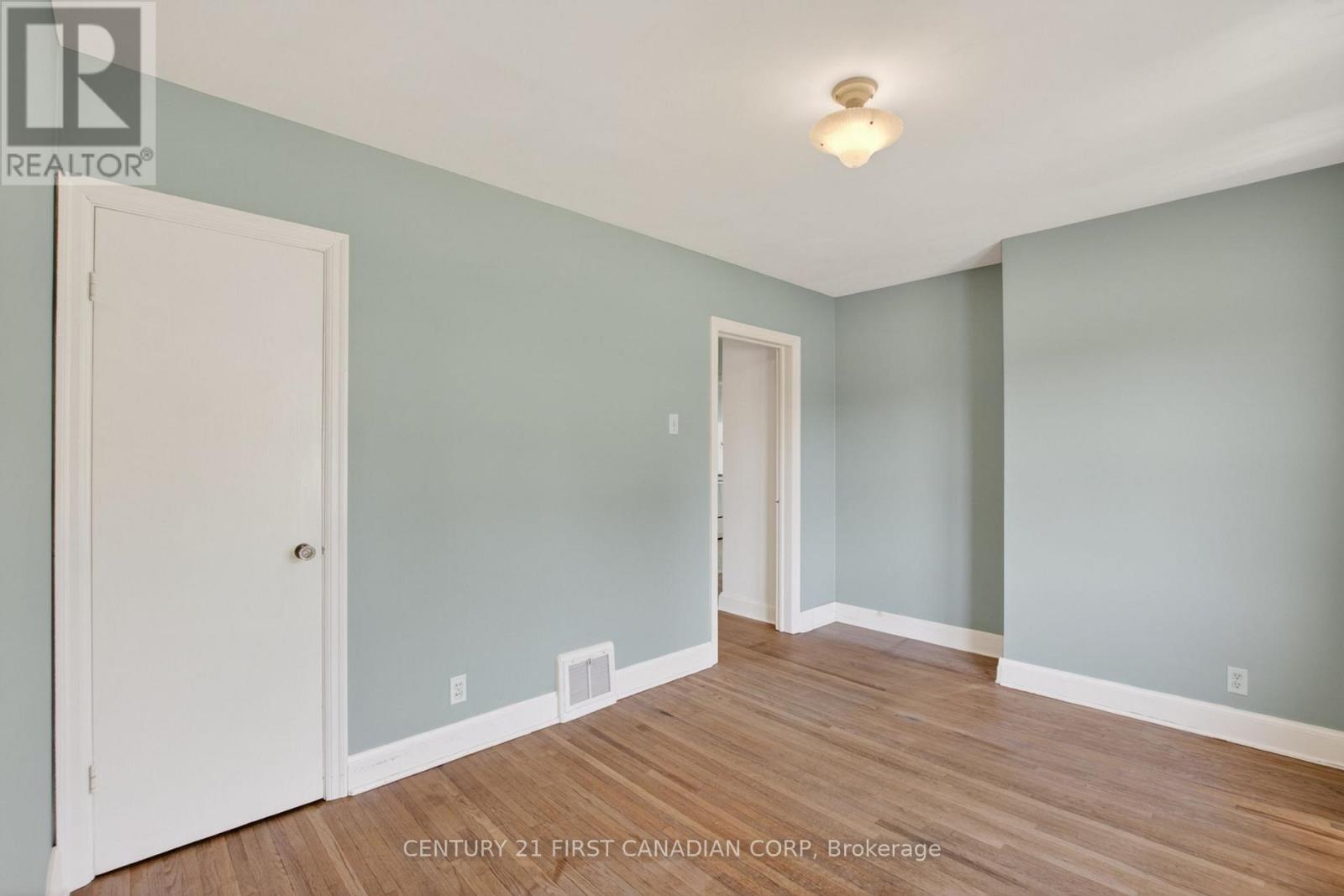 261 Short Avenue, London East, Ontario  N5W 1W3 - Photo 11 - X13186764