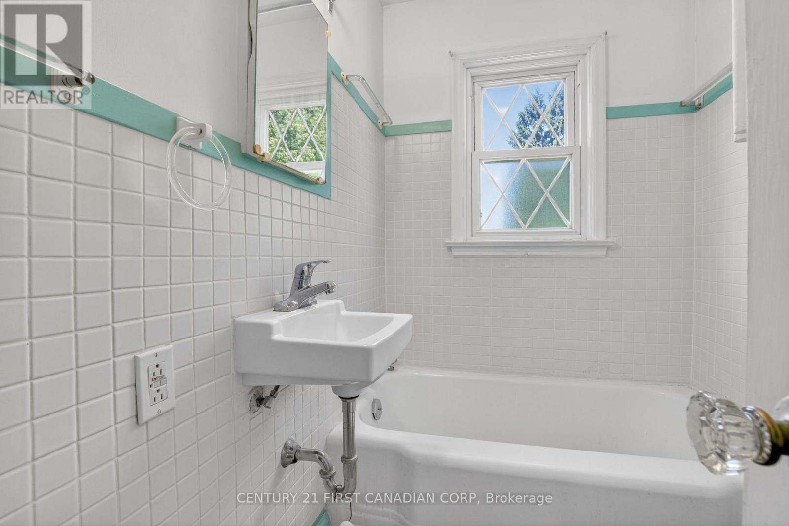 261 Short Avenue, London East, Ontario  N5W 1W3 - Photo 14 - X13186764
