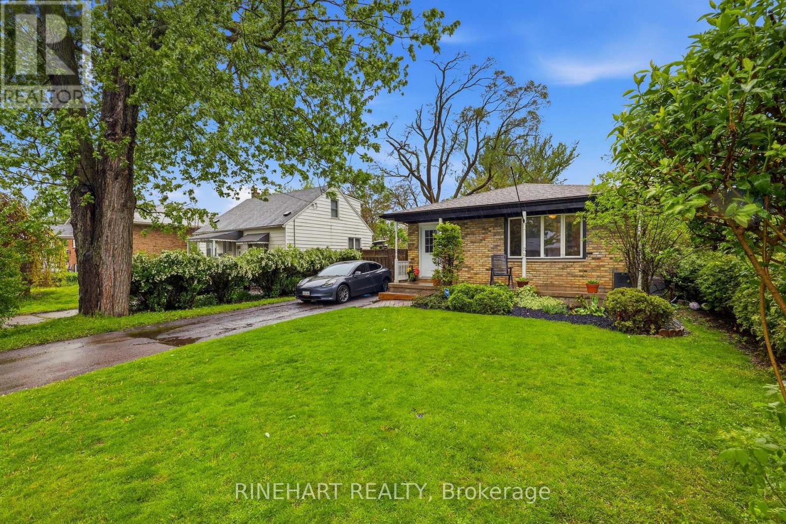 789 Easy Street, London South, Ontario  N6C 4Z7 - Photo 3 - X13186842