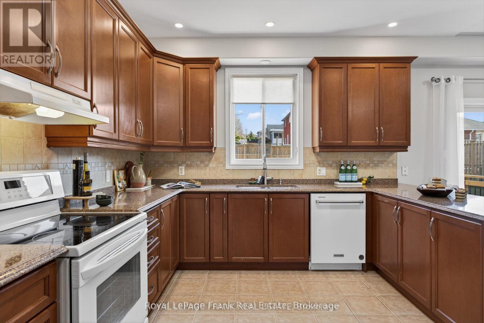 1504 Ireland Drive, Peterborough, Ontario  K9K 2T2 - Photo 9 - X13186318