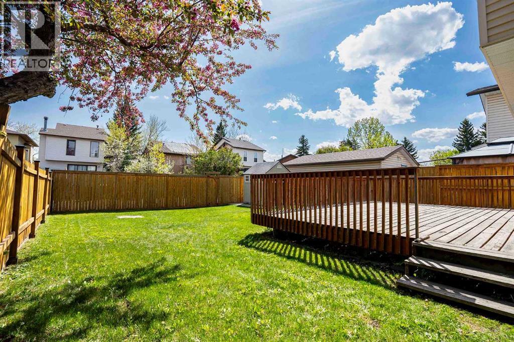 55 Templegreen Drive Ne, Calgary, Alberta  T1Y 4Z1 - Photo 7 - A2305565