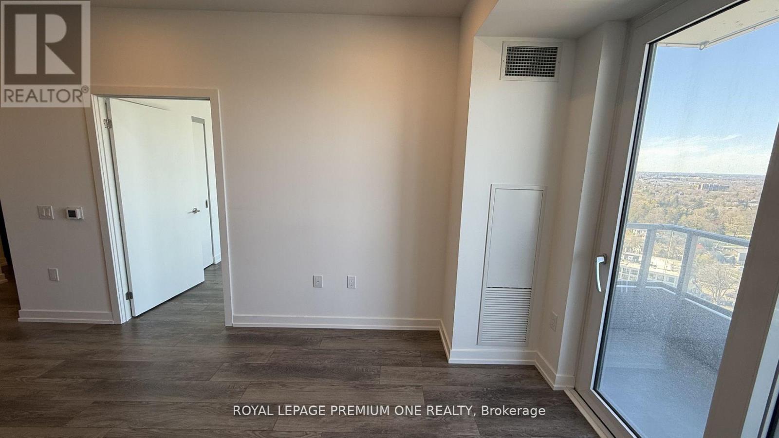 2414 - 15 Wellington Street S, Kitchener, Ontario  N2G 0E4 - Photo 13 - X13184454