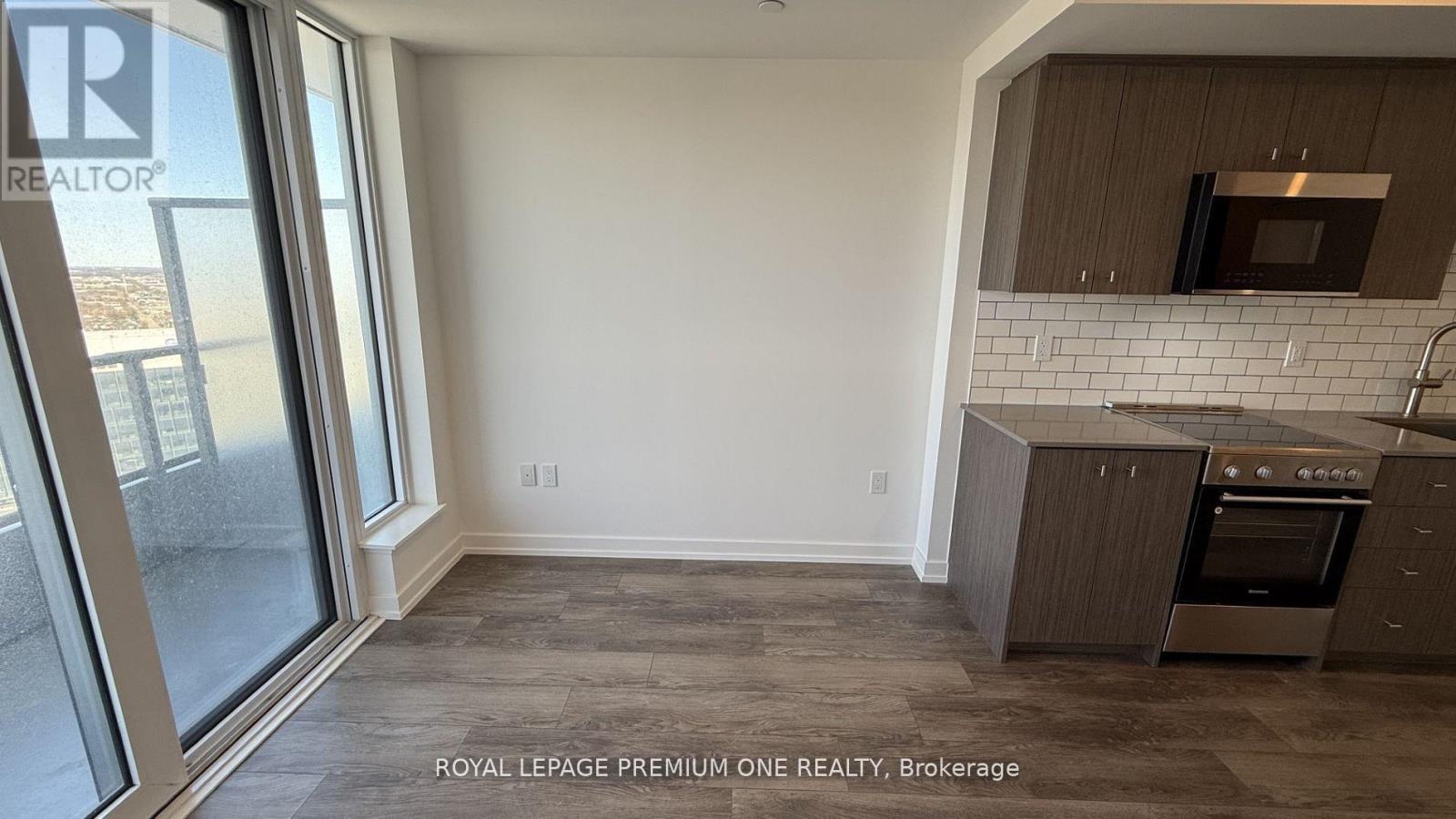 2414 - 15 Wellington Street S, Kitchener, Ontario  N2G 0E4 - Photo 14 - X13184454
